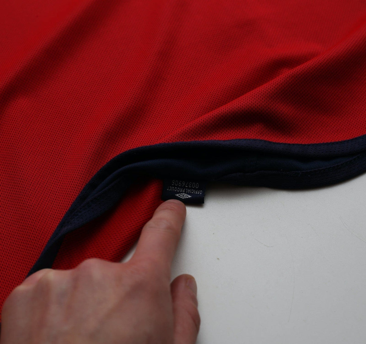 2002/04 BECKHAM #7 England Vintage Umbro Away Football Shirt (XL) Argentina WC