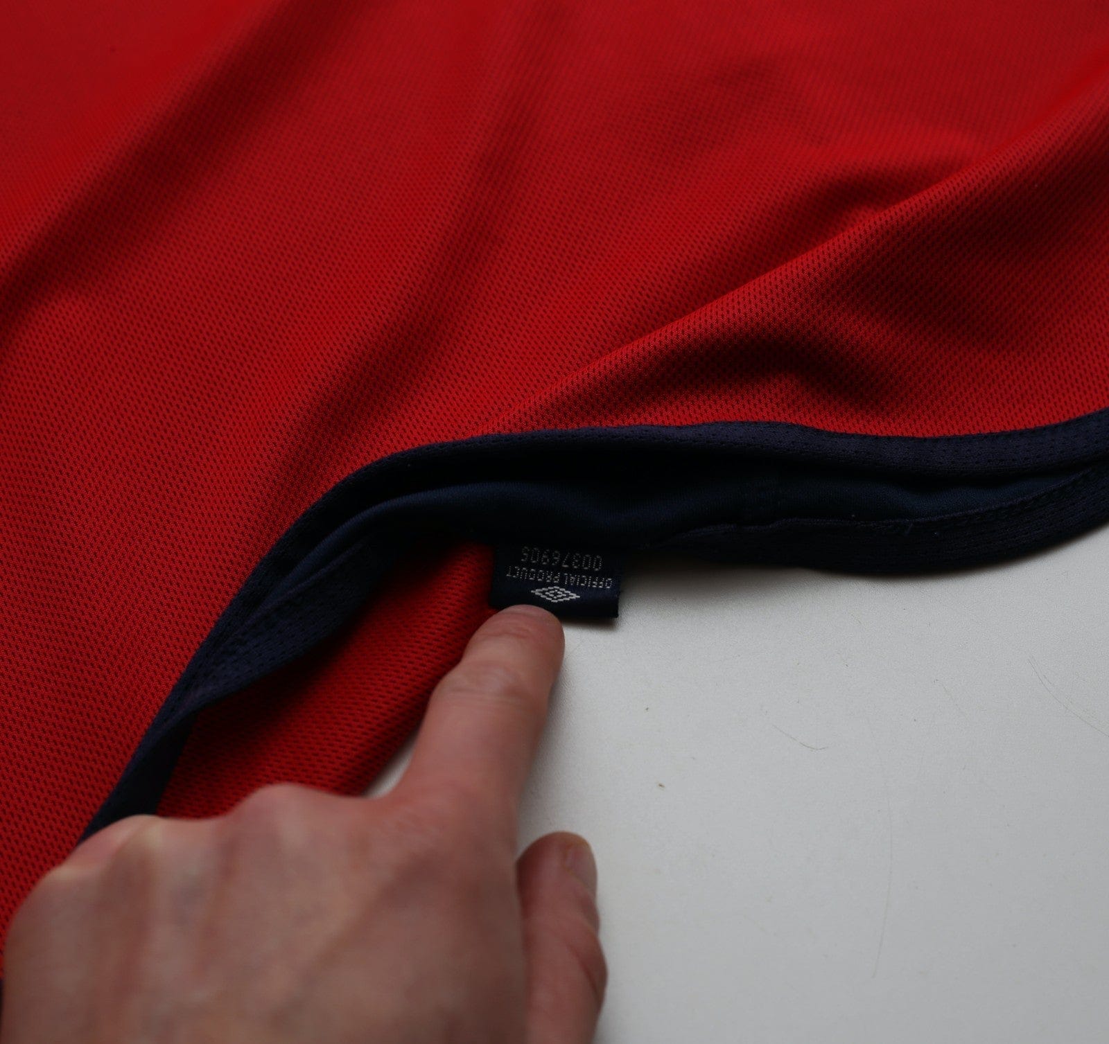 2002/04 BECKHAM #7 England Vintage Umbro Away Football Shirt (XL) Argentina WC