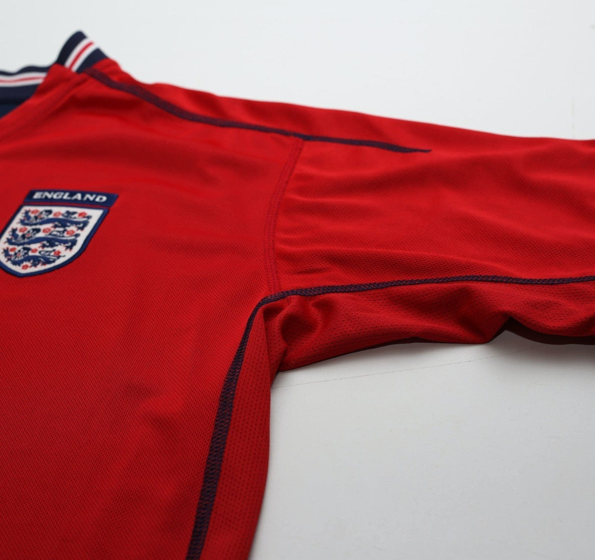 2002/04 BECKHAM #7 England Vintage Umbro Away Football Shirt (XL) Argentina WC