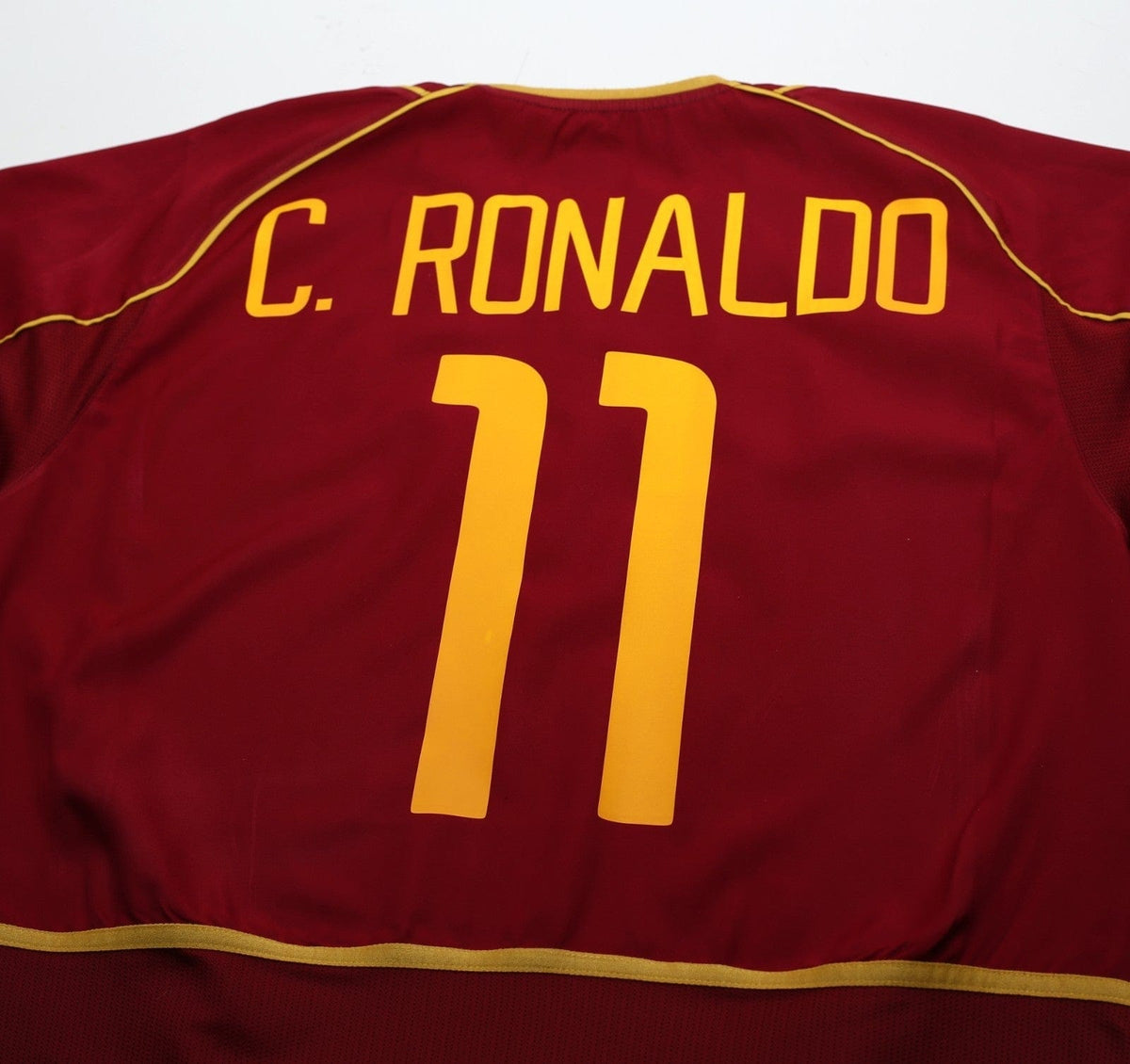 2002/04 C. RONALDO #11 Portugal Vintage Nike Home Football Shirt (L)