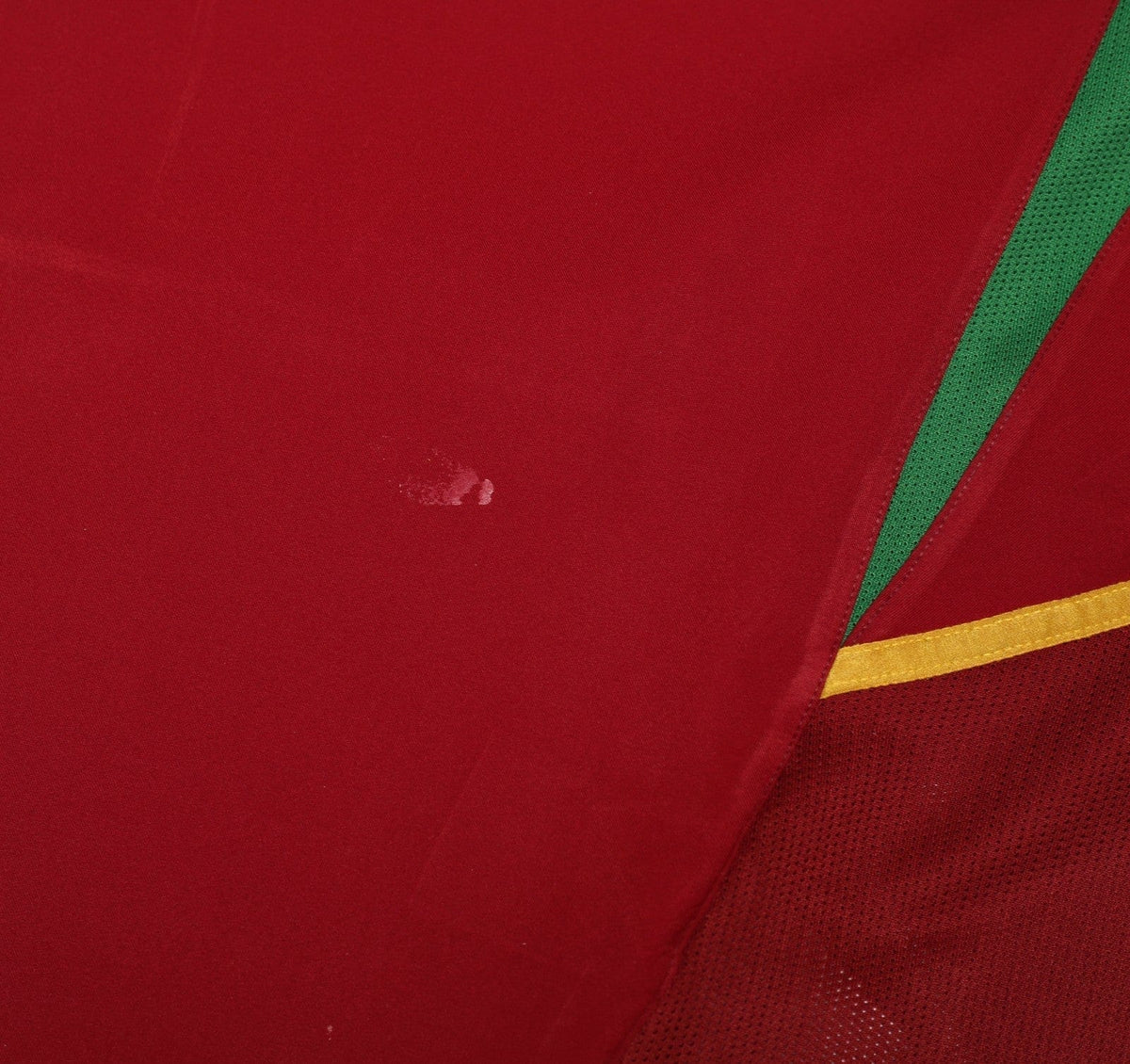 2002/04 C. RONALDO #11 Portugal Vintage Nike Home Football Shirt (L)