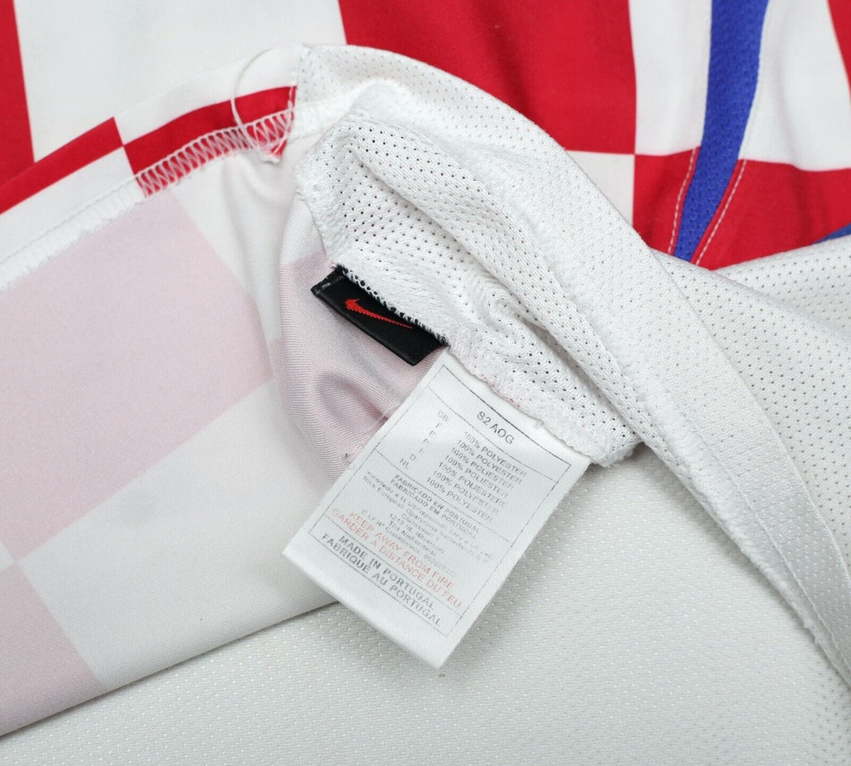 2002/04 CROATIA Vintage Nike Home Football Shirt Jersey (L)