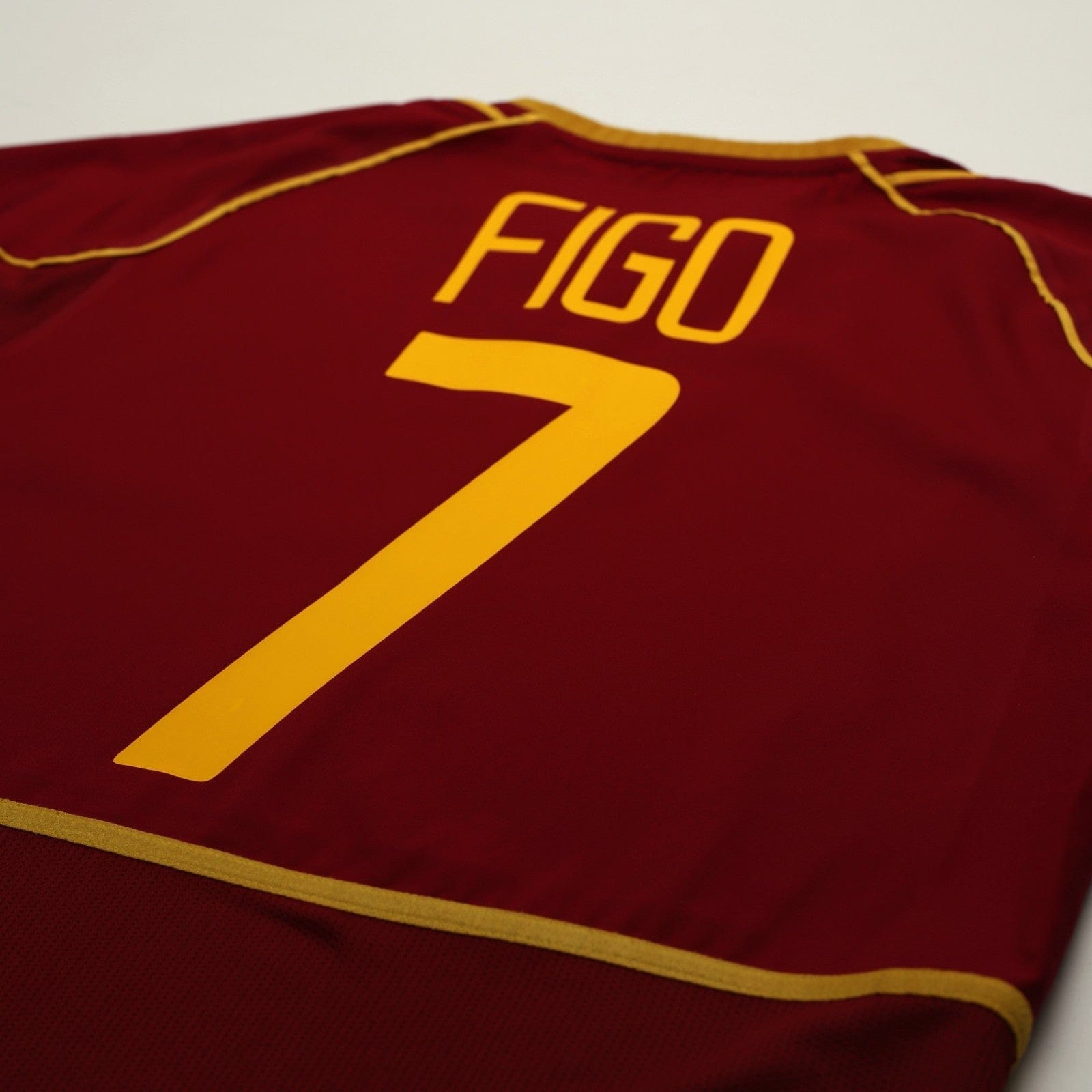 2002/04 Figo #7 Portugal Vintage Nike Home Football Shirt (S)
