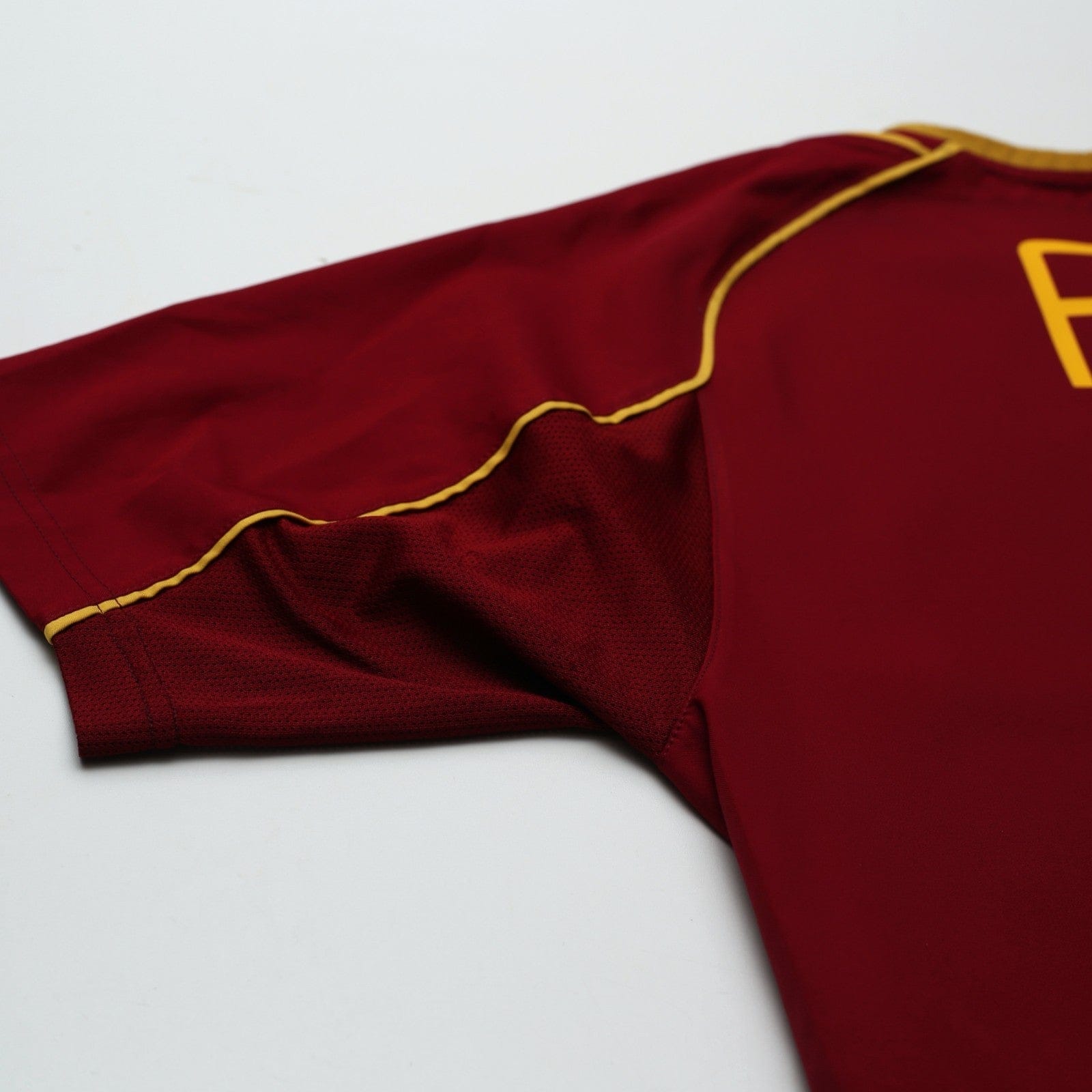 2002/04 Figo #7 Portugal Vintage Nike Home Football Shirt (S)