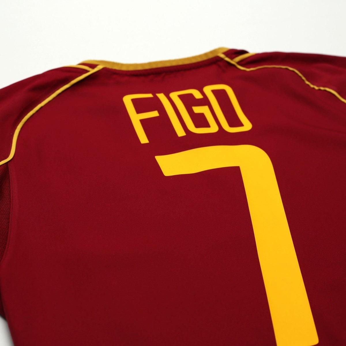 2002/04 Figo #7 Portugal Vintage Nike Home Football Shirt (S)