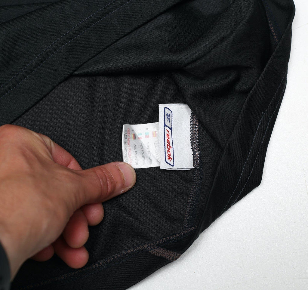 2002/04 GERRARD #17 Liverpool Vintage Reebok Away Football Shirt (M)