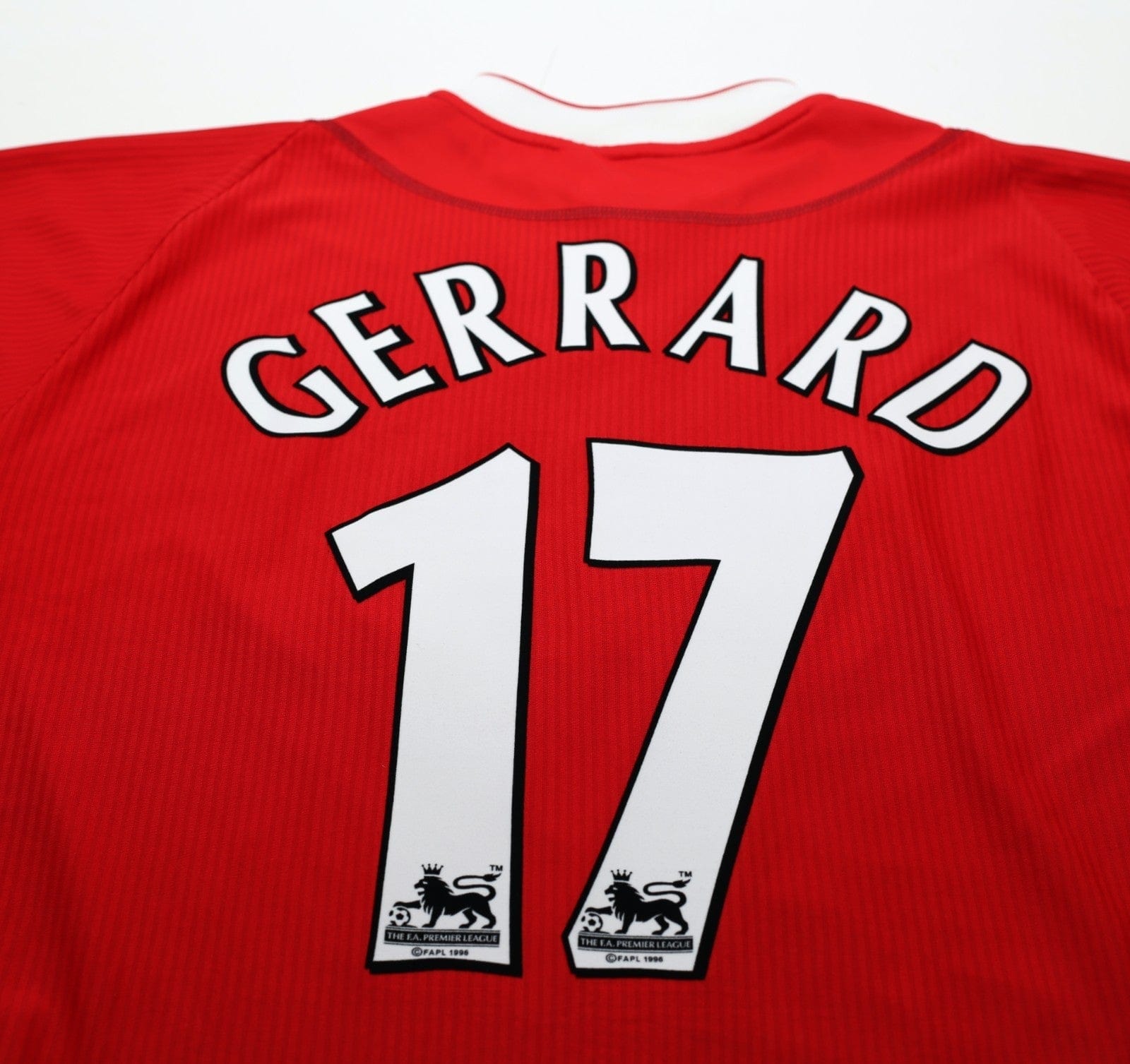 2002/04 GERRARD #17 Liverpool Vintage Reebok Home Football Shirt (M) 38/40