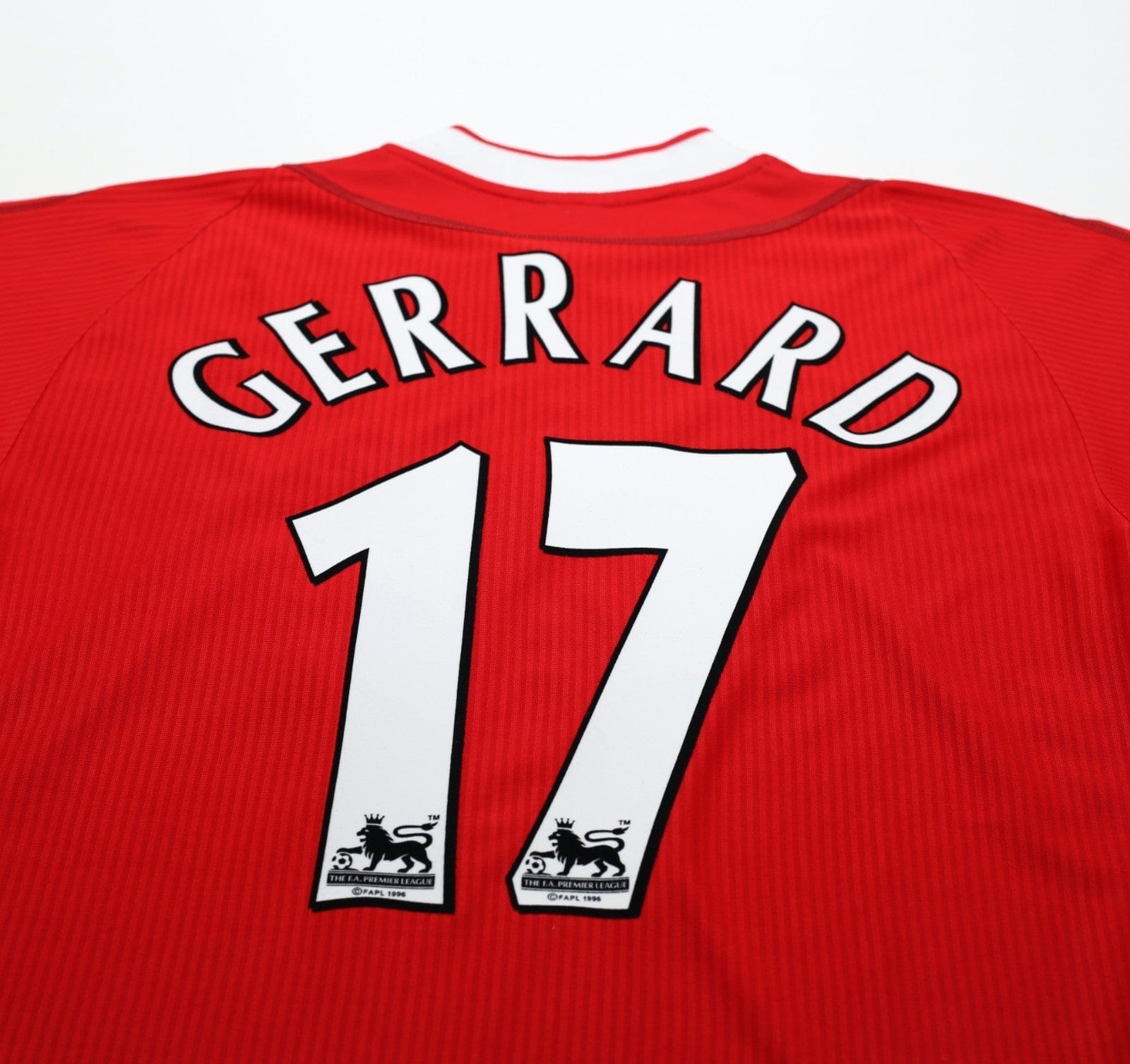 2002/04 GERRARD #17 Liverpool Vintage Reebok Home Football Shirt (S) 34/36