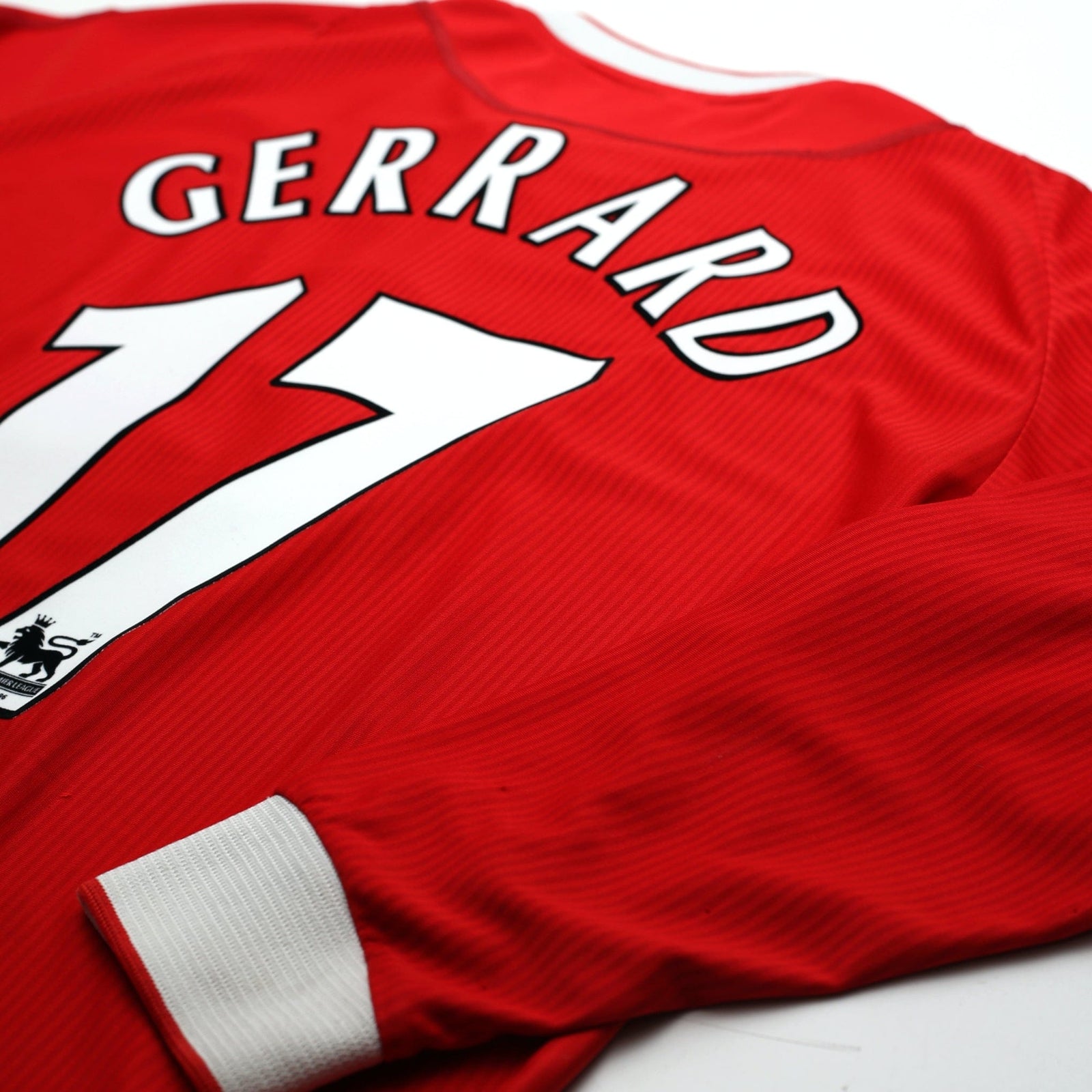2002/04 Gerrard #17 Liverpool Vintage Reebok Home LS Football Shirt (L)