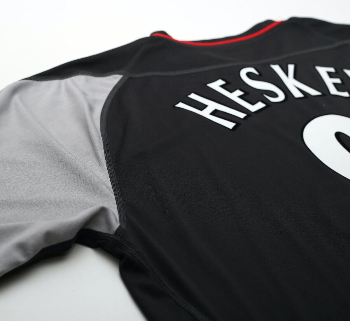 2002/04 HESKEY #8 Liverpool Vintage Reebok Away Football Shirt Jersey (XL)