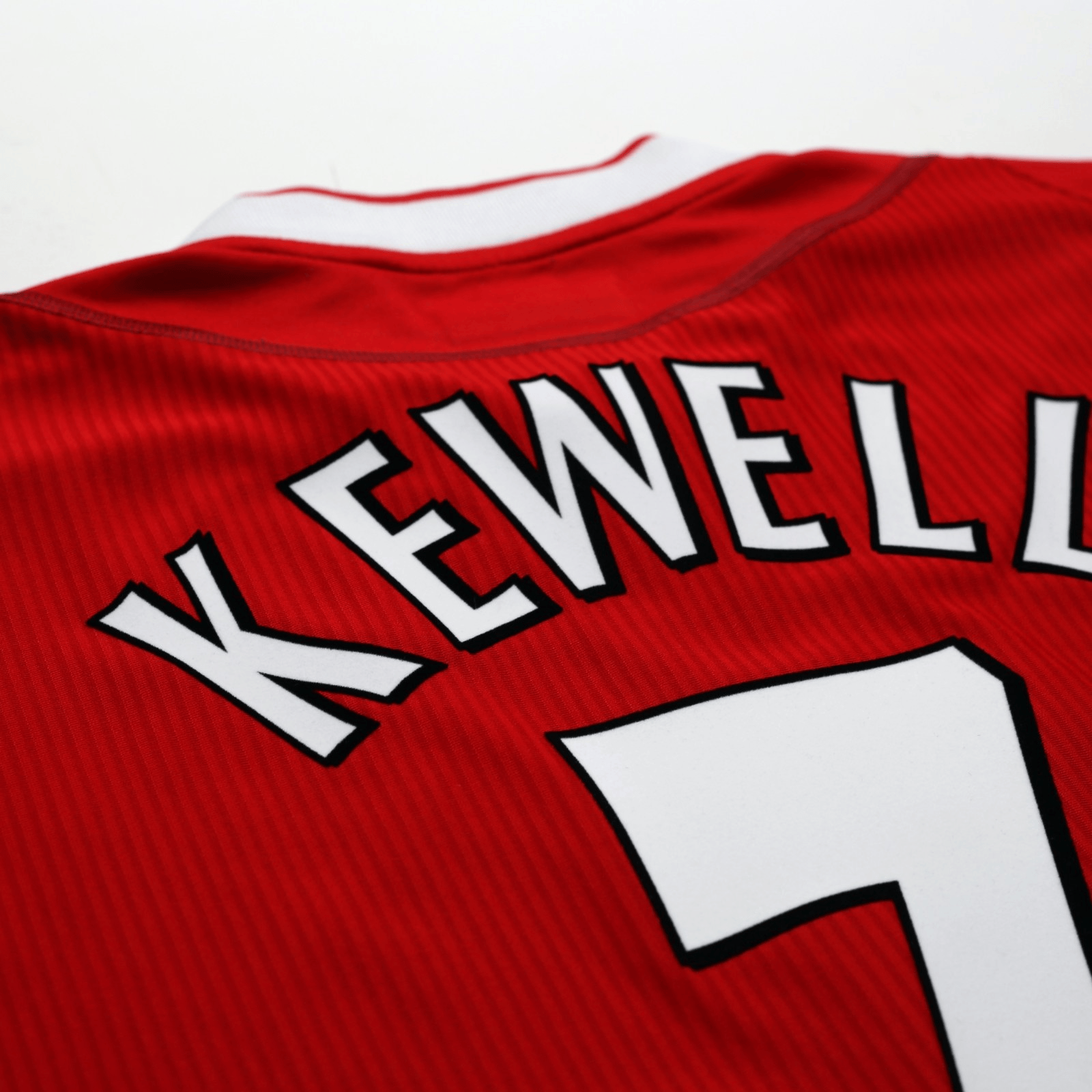 2002/04 Kewell #7 Liverpool Vintage Reebok Home Football Shirt (L)