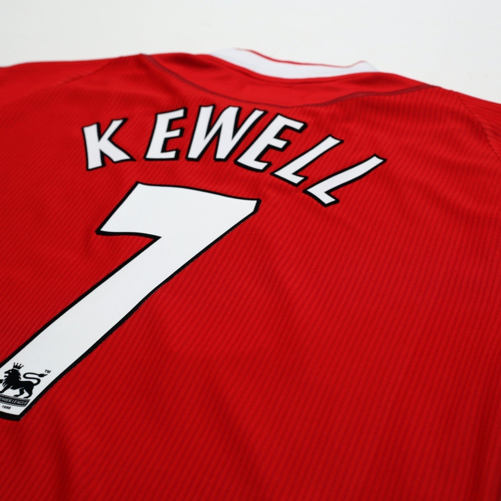 2002/04 Kewell #7 Liverpool Vintage Reebok Home Football Shirt (L)