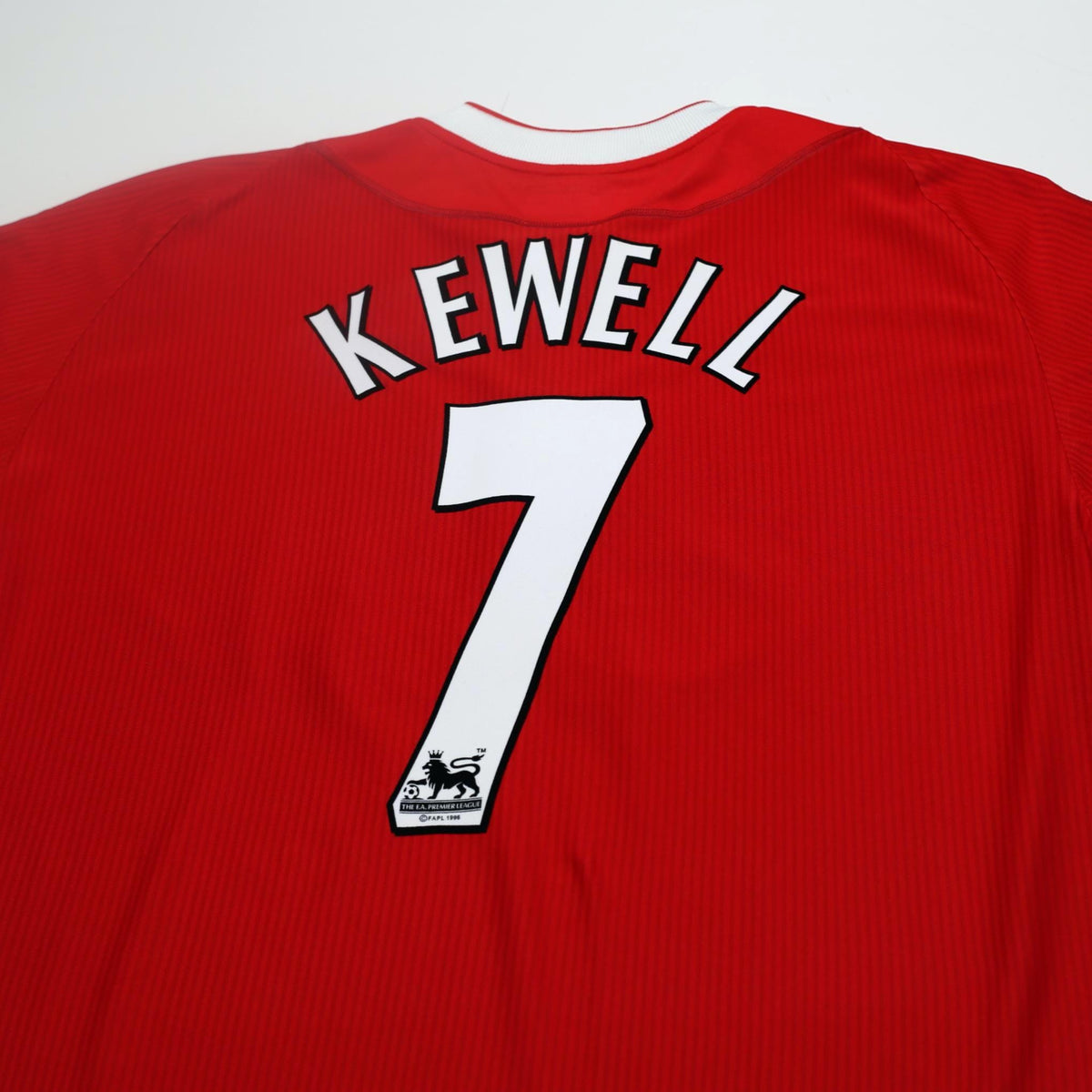 2002/04 Kewell #7 Liverpool Vintage Reebok Home Football Shirt (L)