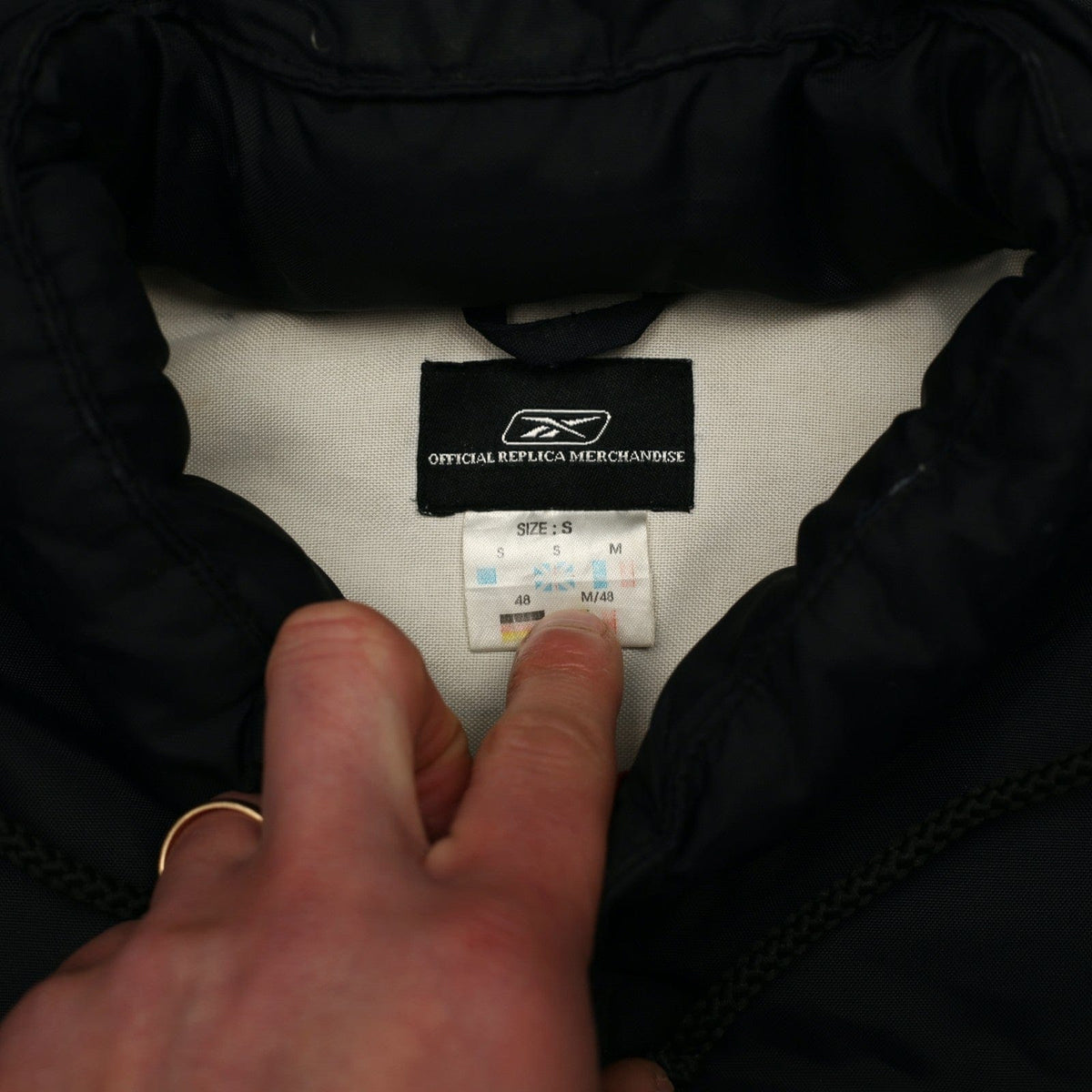 2002/04 Liverpool Vintage Reebok Padded Football Bench Coat Jacket (S/M)