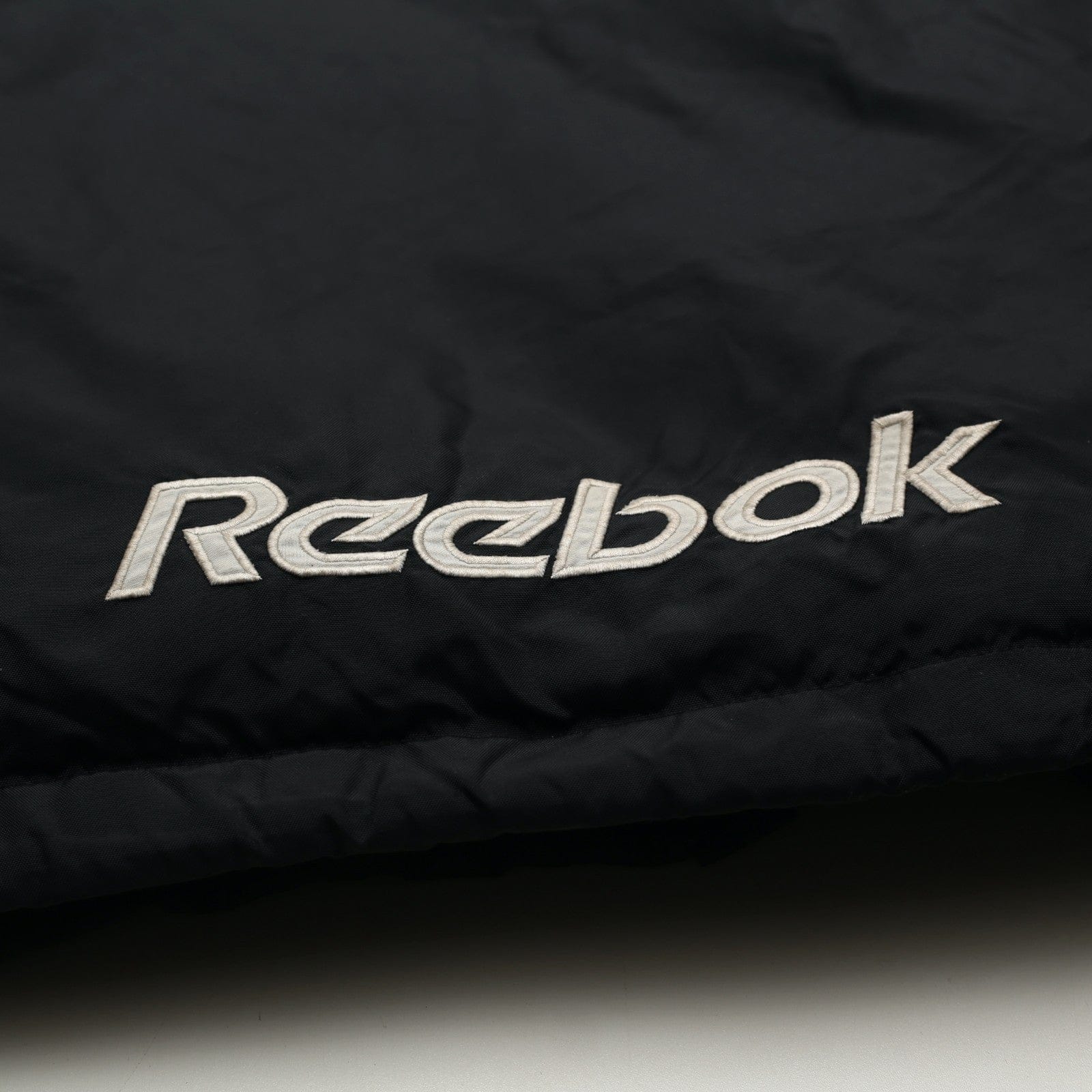 2002/04 Liverpool Vintage Reebok Padded Football Bench Coat Jacket (S/M)