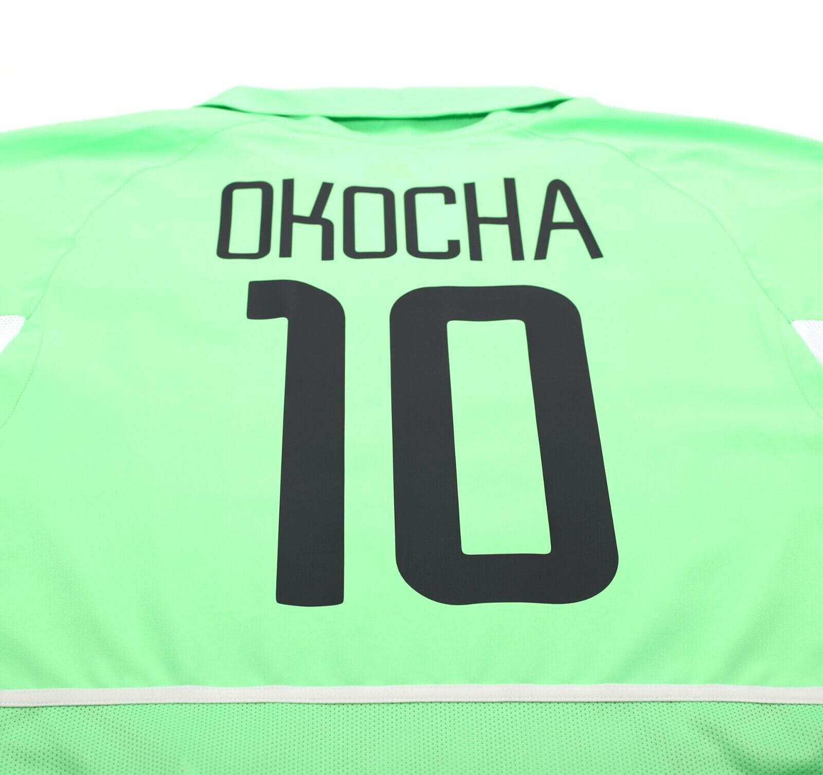 2002/04 OKOCHA #10 Nigeria Vintage Nike Home Football Shirt (M) PSG Bolton