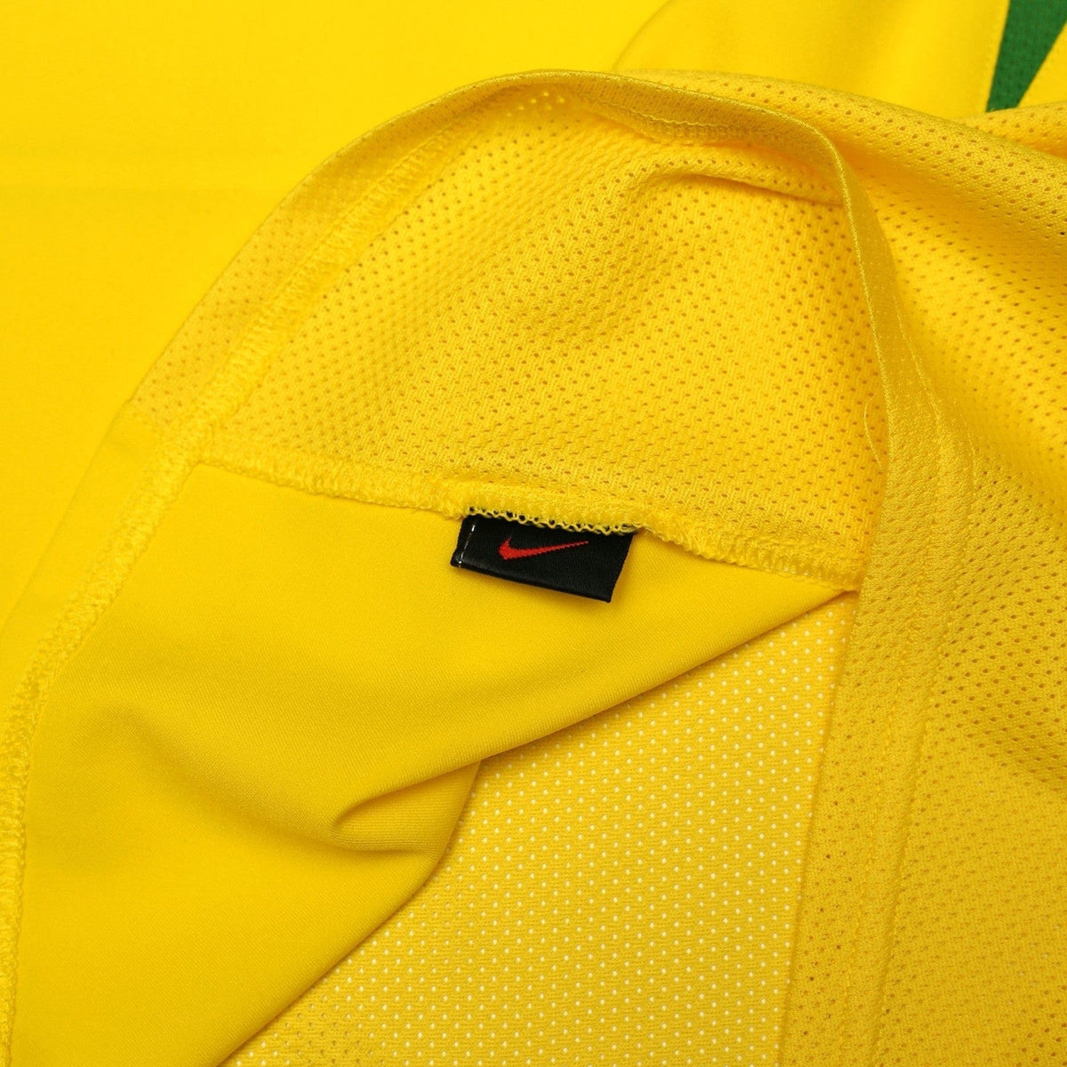 2002/04 Ronaldo #9 Brazil Vintage Nike Home Football Shirt (S)