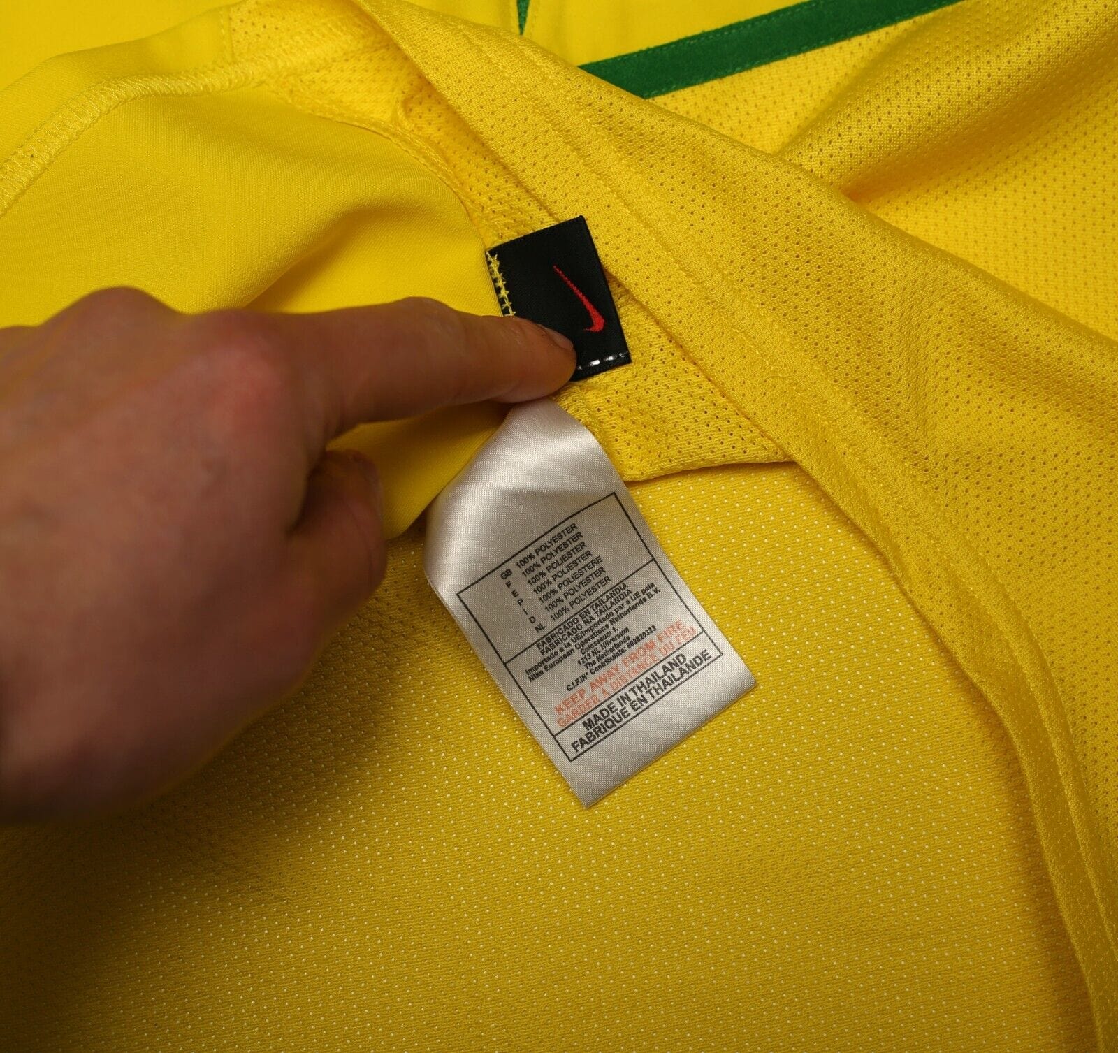 2002/04 RONALDO #9 Brazil Vintage Nike Home Football Shirt (XL)