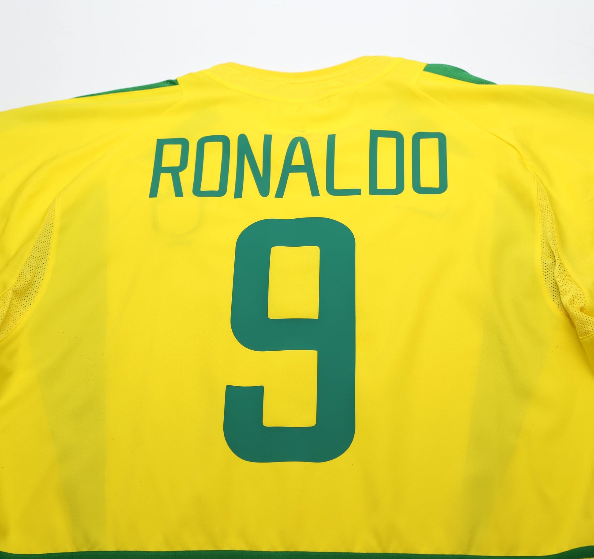 2002/04 RONALDO #9 Brazil Vintage Nike WC 2002 Home Football Shirt (XL)