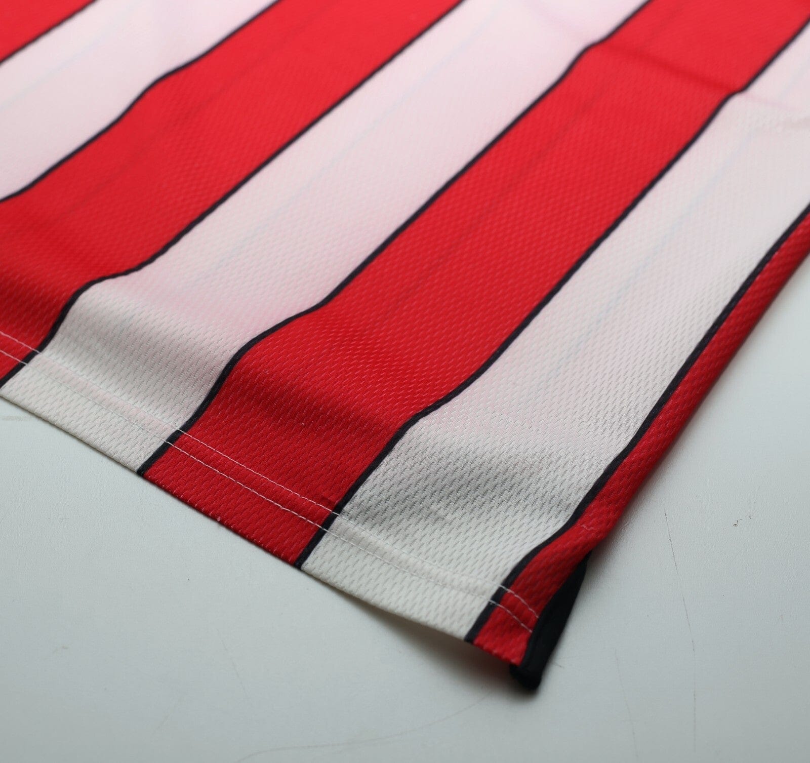 2002/04 SHEFFIELD UNITED Vintage le coq sportif Football Shirt (M)