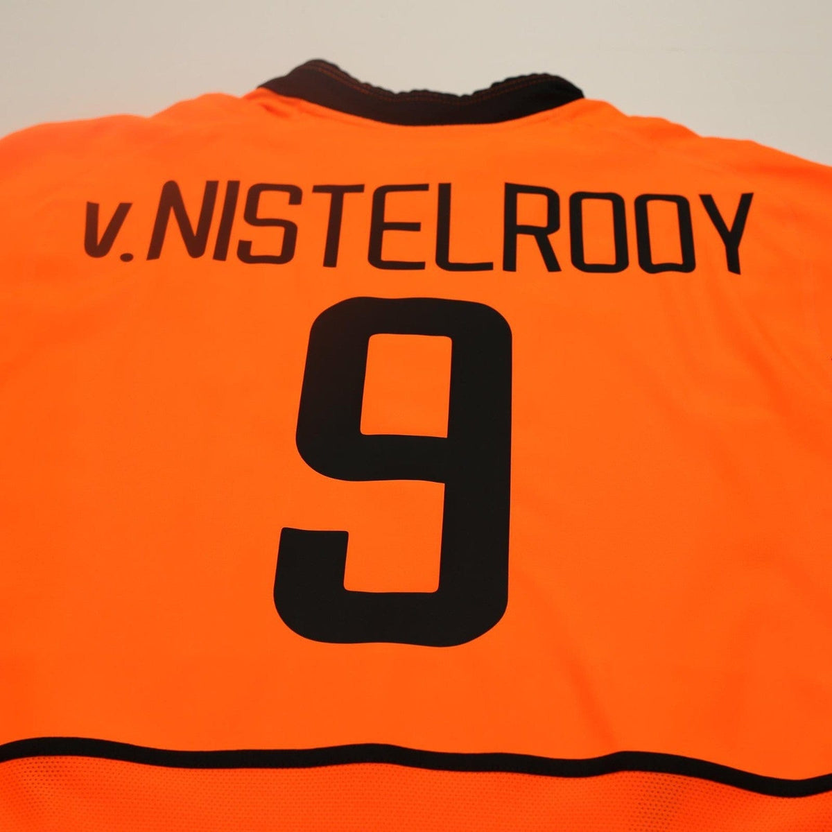 2002/04 Van Nistelrooy #9 Holland Vintage Nike Home Football Shirt (L)