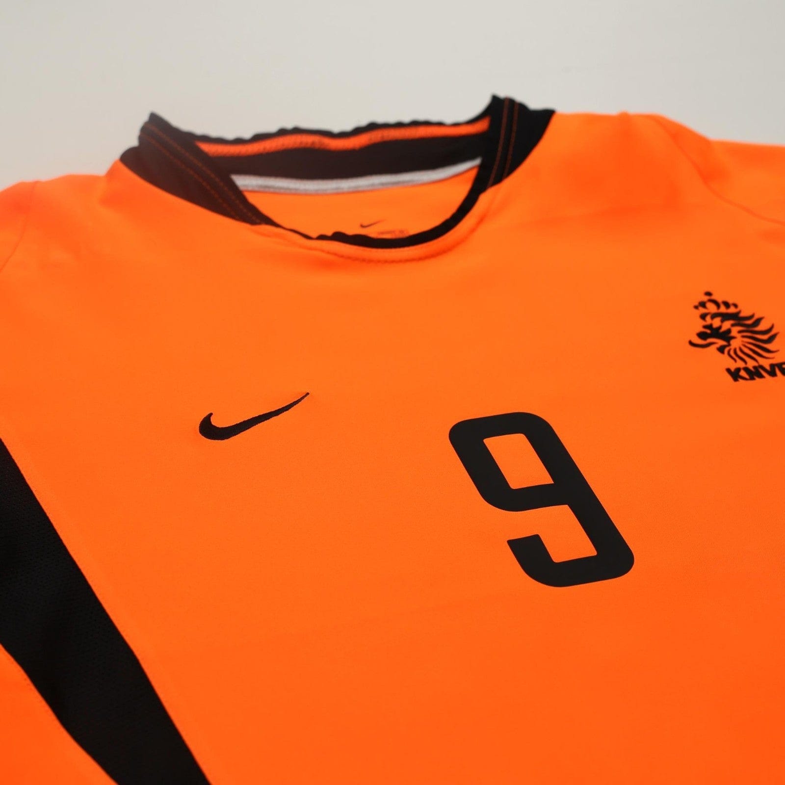 2002/04 Van Nistelrooy #9 Holland Vintage Nike Home Football Shirt (L)