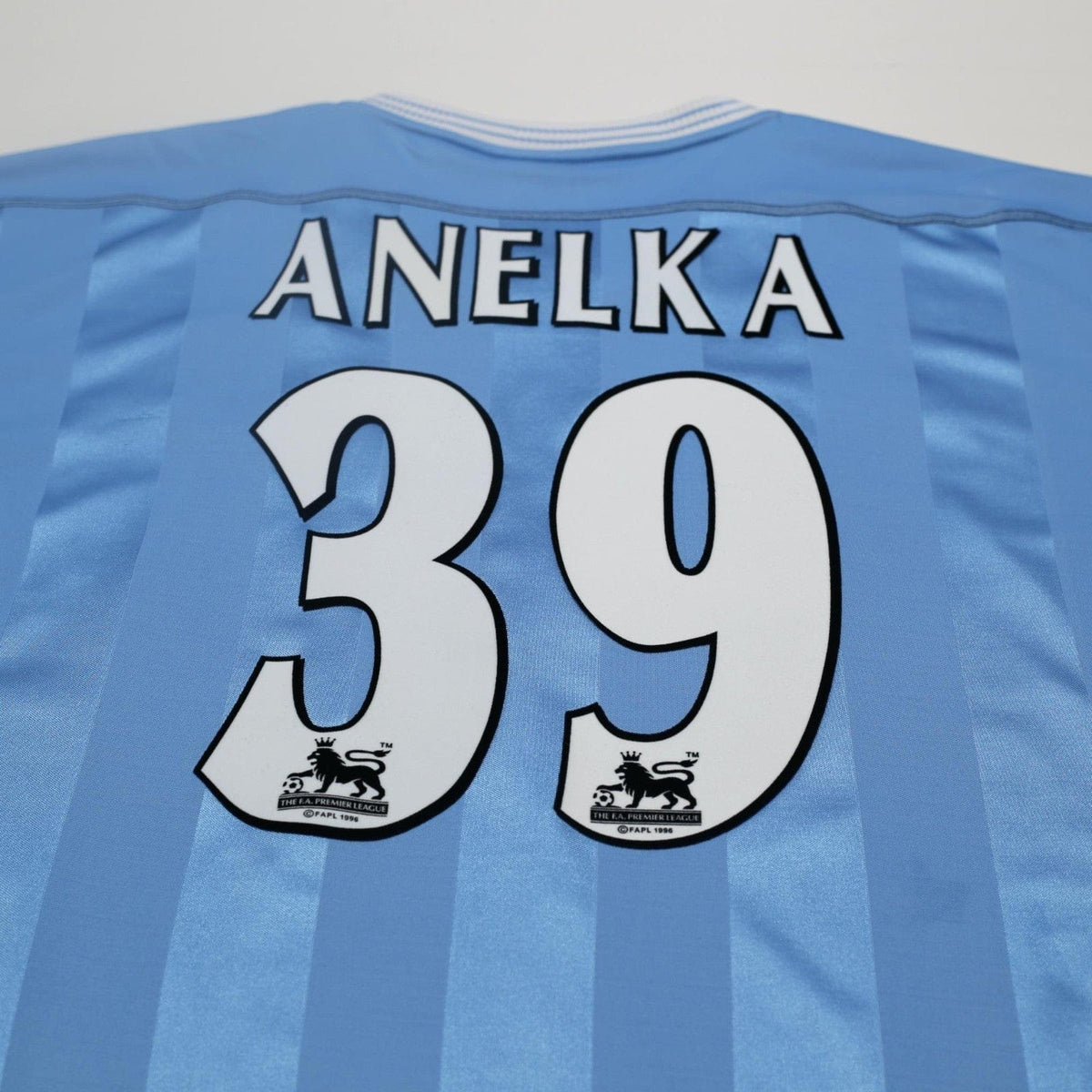 2003/04 Anelka #39 Manchester City Vintage Reebok Home Football Shirt (XL)