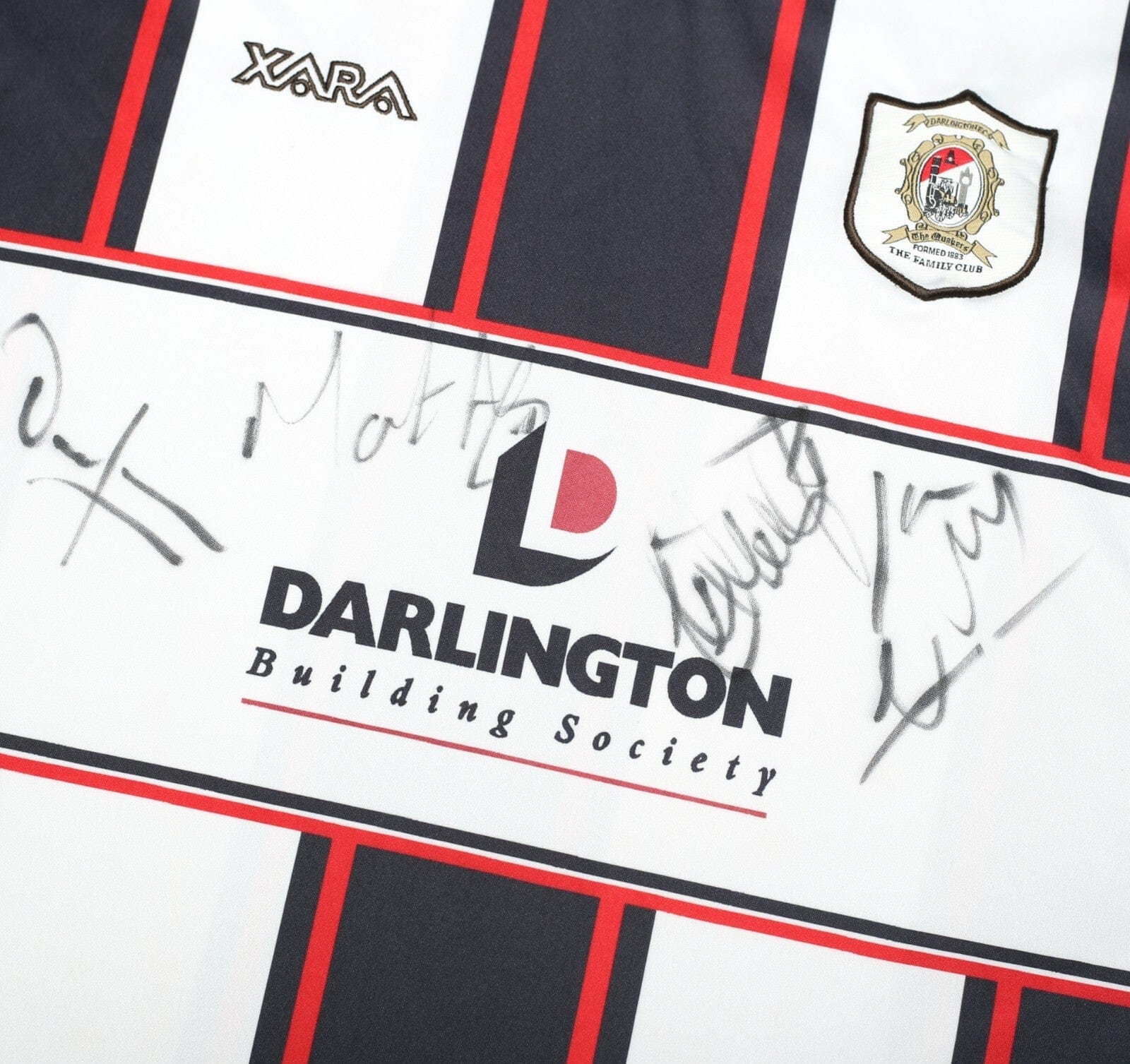 2003/04 DARLINGTON Vintage XARA Home Football Shirt (XL) Signed