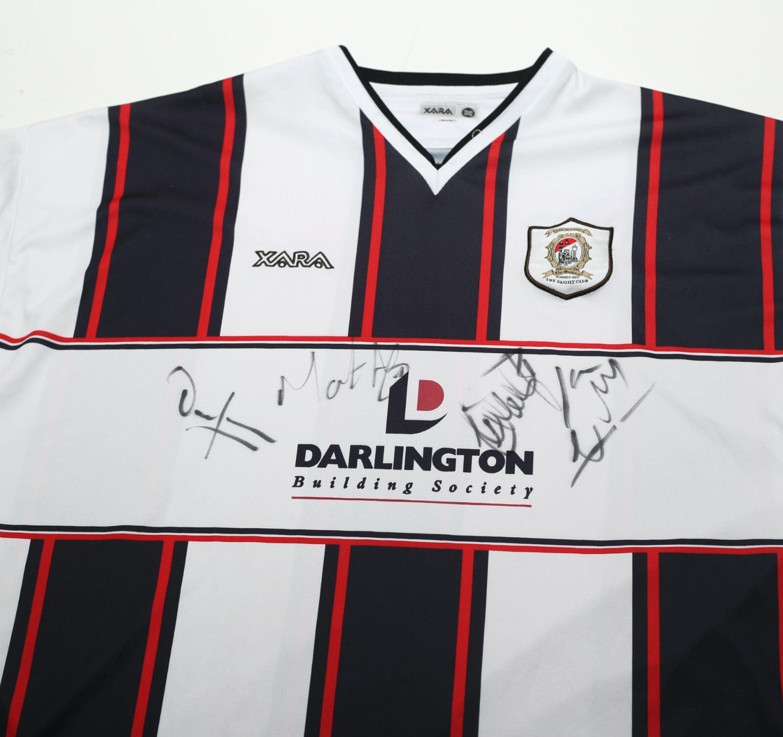 2003/04 DARLINGTON Vintage XARA Home Football Shirt (XL) Signed
