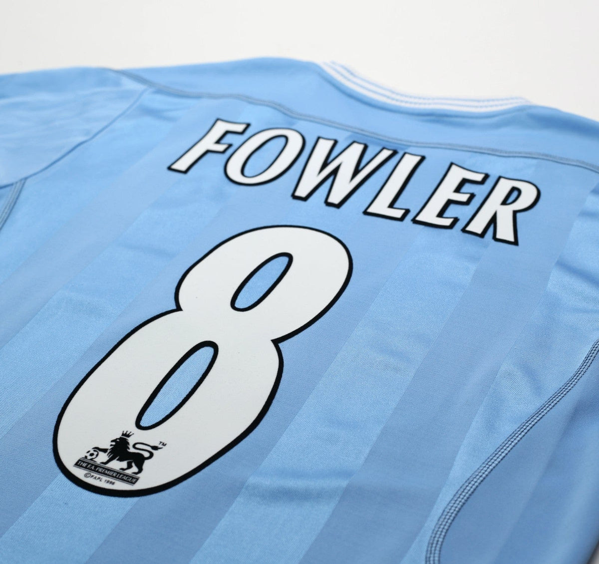 2003/04 FOWLER #8 Manchester City Vintage Reebok Home Football Shirt (S)