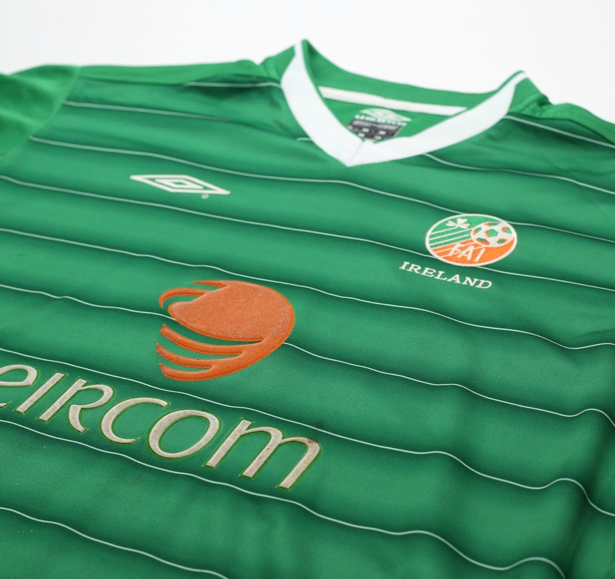 2003/04 KEANE #6 Ireland Vintage Umbro Home Football Shirt (L)