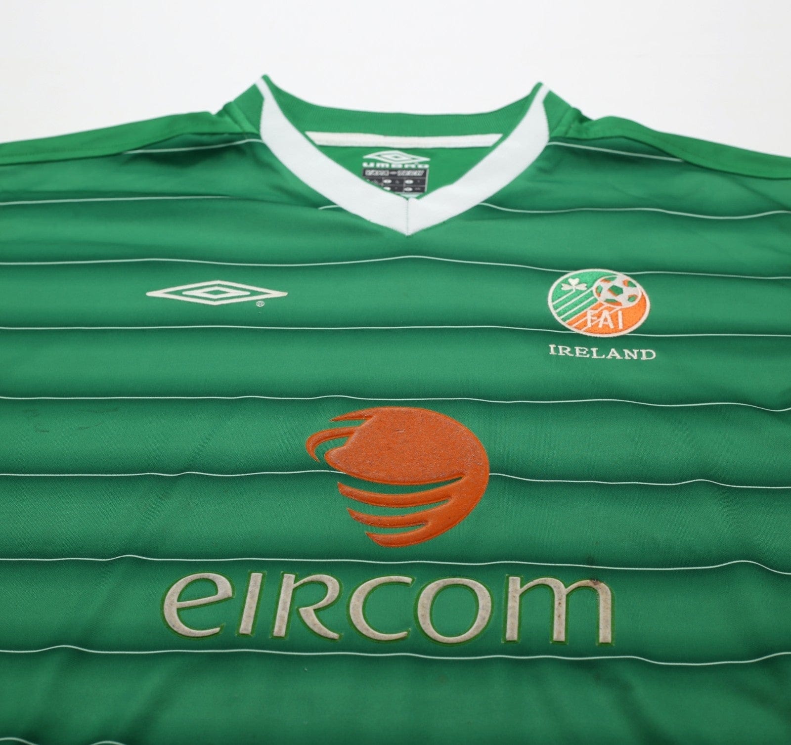 2003/04 KEANE #6 Ireland Vintage Umbro Home Football Shirt (L)