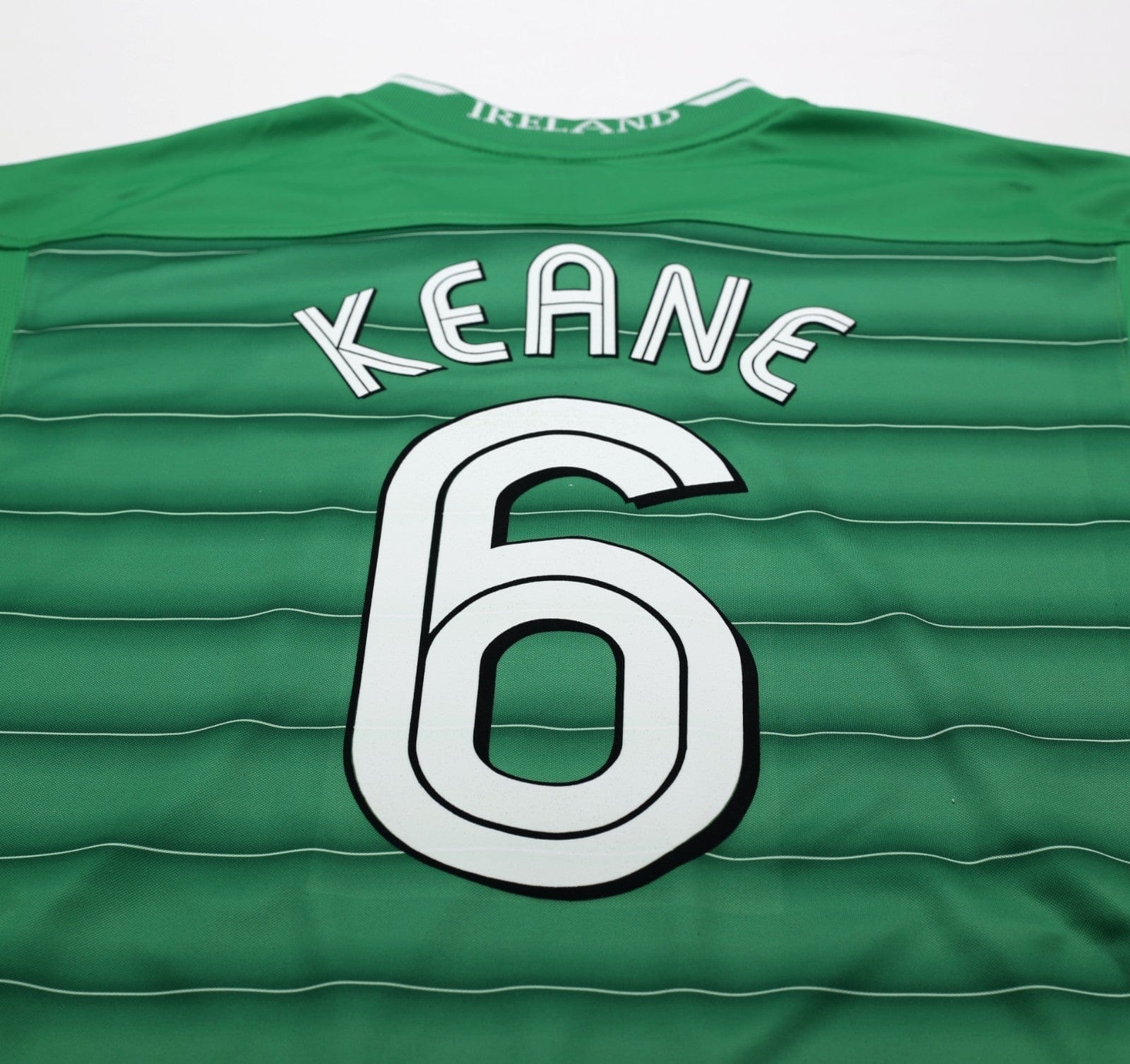 2003/04 KEANE #6 Ireland Vintage Umbro Home Football Shirt (L)