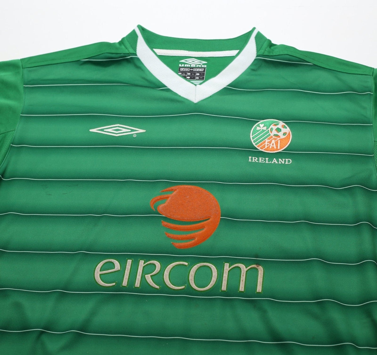 2003/04 KEANE #6 Ireland Vintage Umbro Home Football Shirt (L)