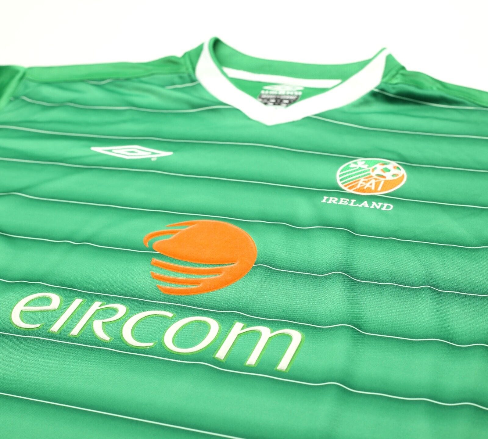 2003/04 KEANE #6 Ireland Vintage Umbro Home Football Shirt (XL)