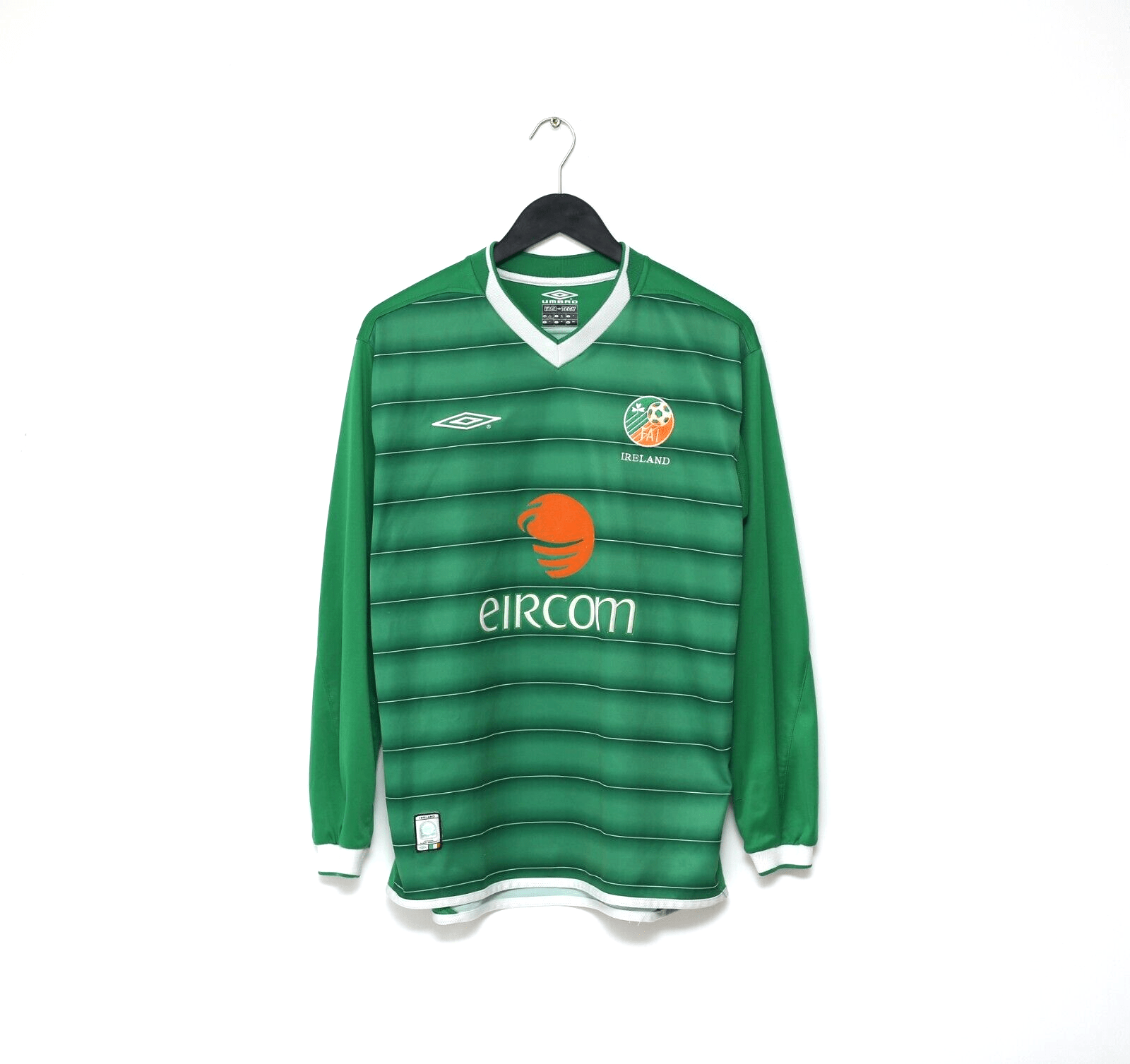 2003/04 KEANE #6 Ireland Vintage Umbro L/S Home Football Shirt (M)