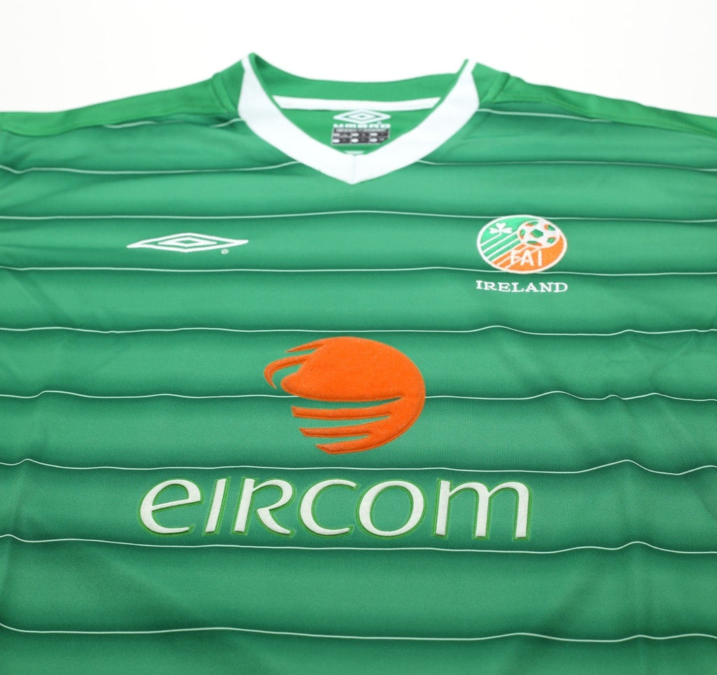 2003/04 KEANE #6 Ireland Vintage Umbro Long Sleeve Home Football Shirt (L)