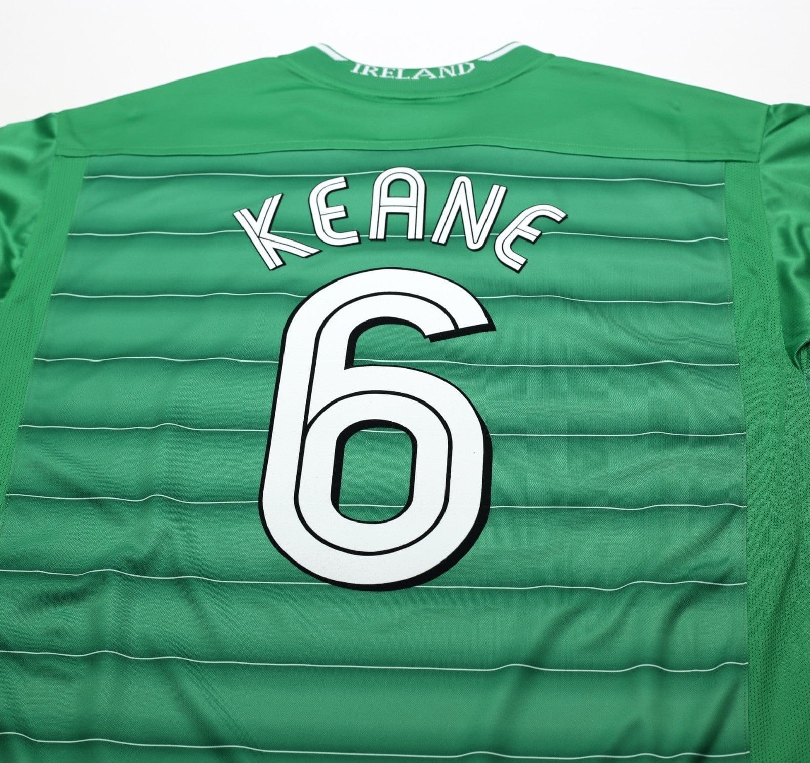2003/04 KEANE #6 Ireland Vintage Umbro Long Sleeve Home Football Shirt (L)