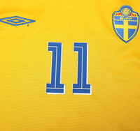 2003/04 LARSSON #11 Sweden Vintage Umbro Home Football Shirt (M) Euro 2004
