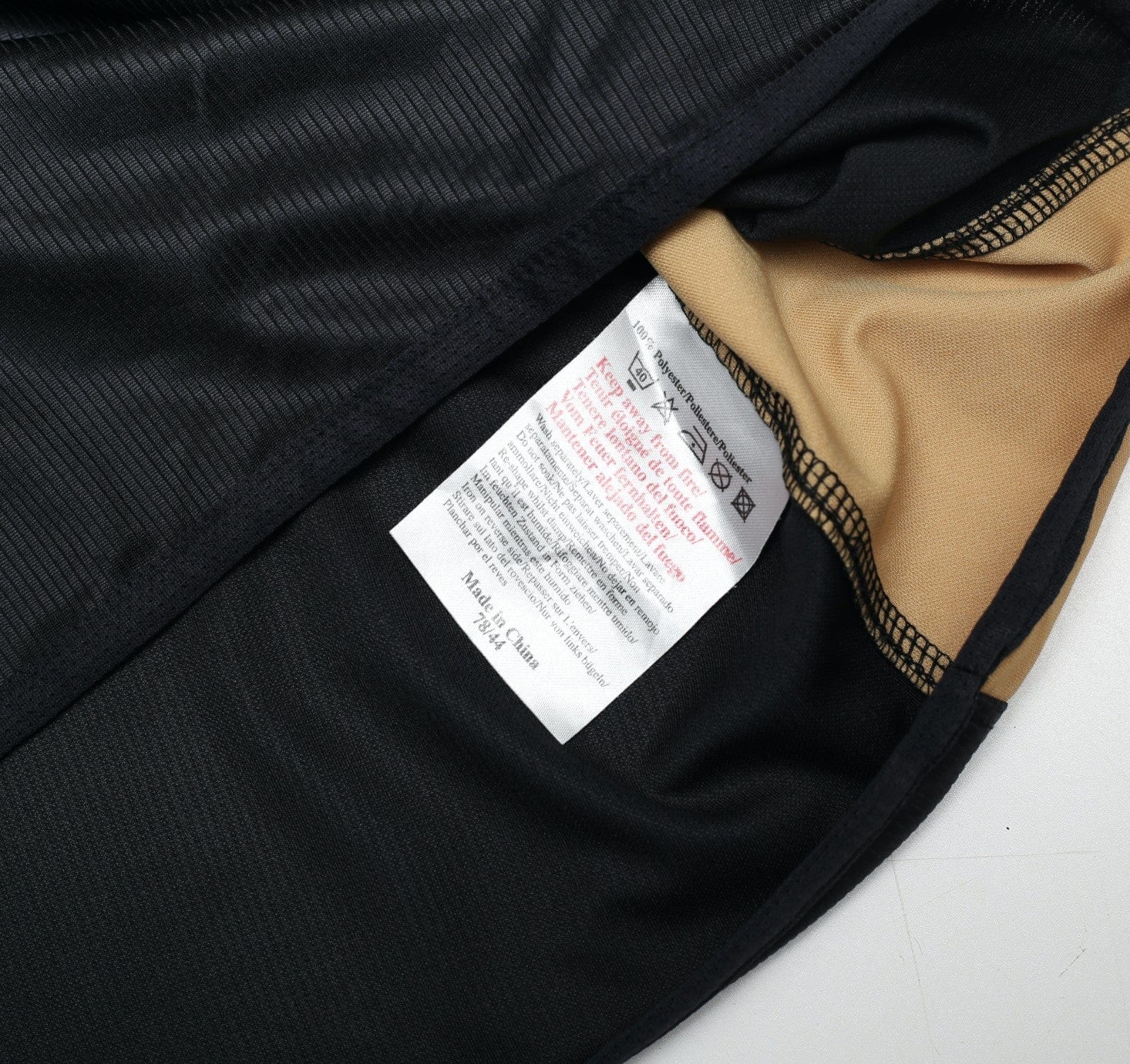 2003/04 LARSSON #7 Celtic Vintage Umbro European Away Football Shirt (L)