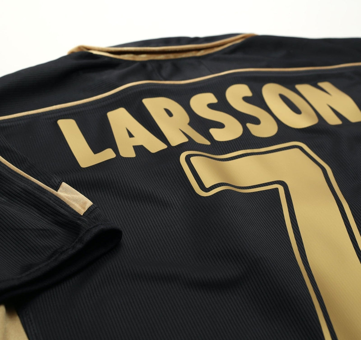 2003/04 LARSSON #7 Celtic Vintage Umbro European Away Football Shirt (L)