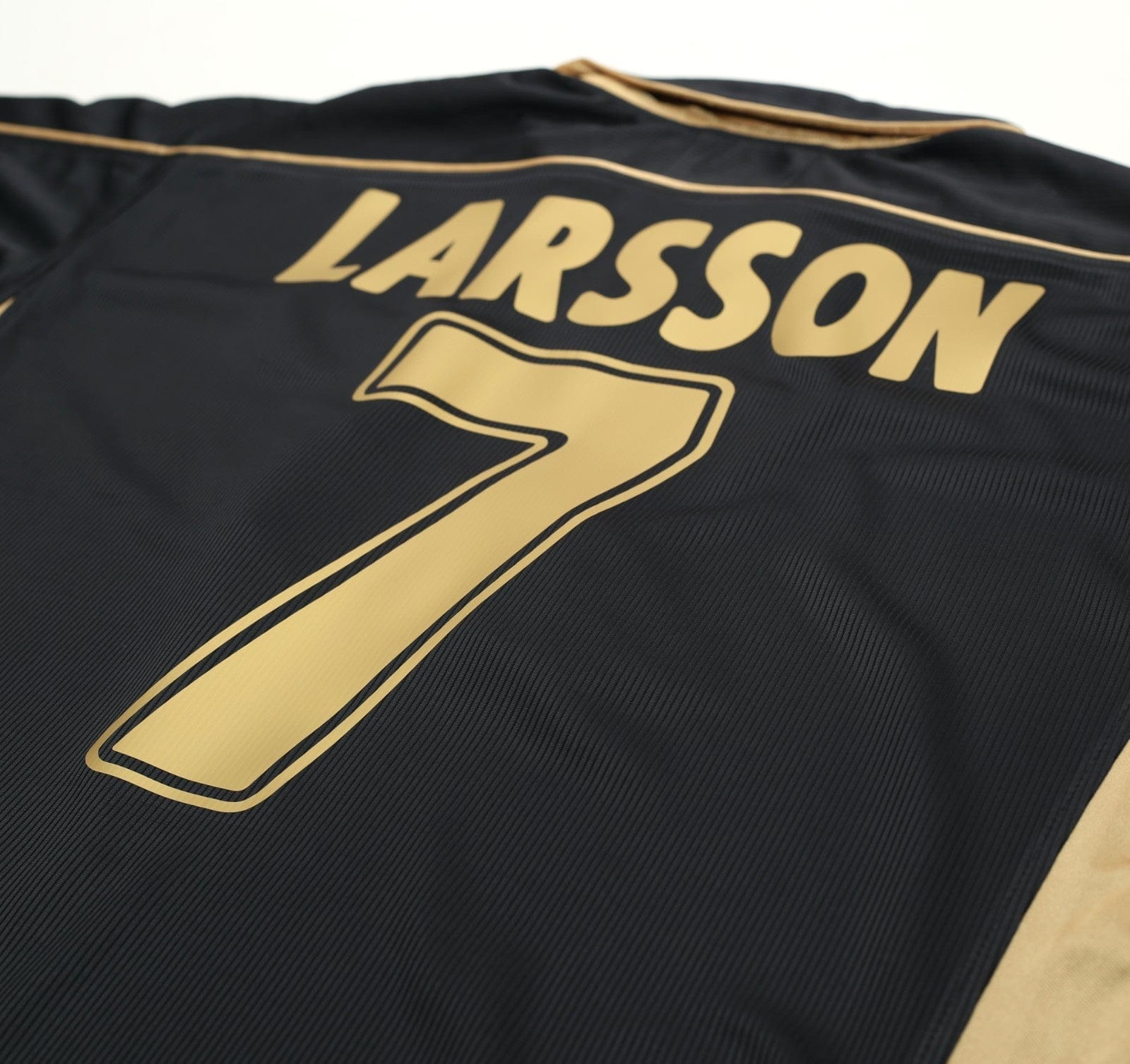 2003/04 LARSSON #7 Celtic Vintage Umbro European Away Football Shirt (L)