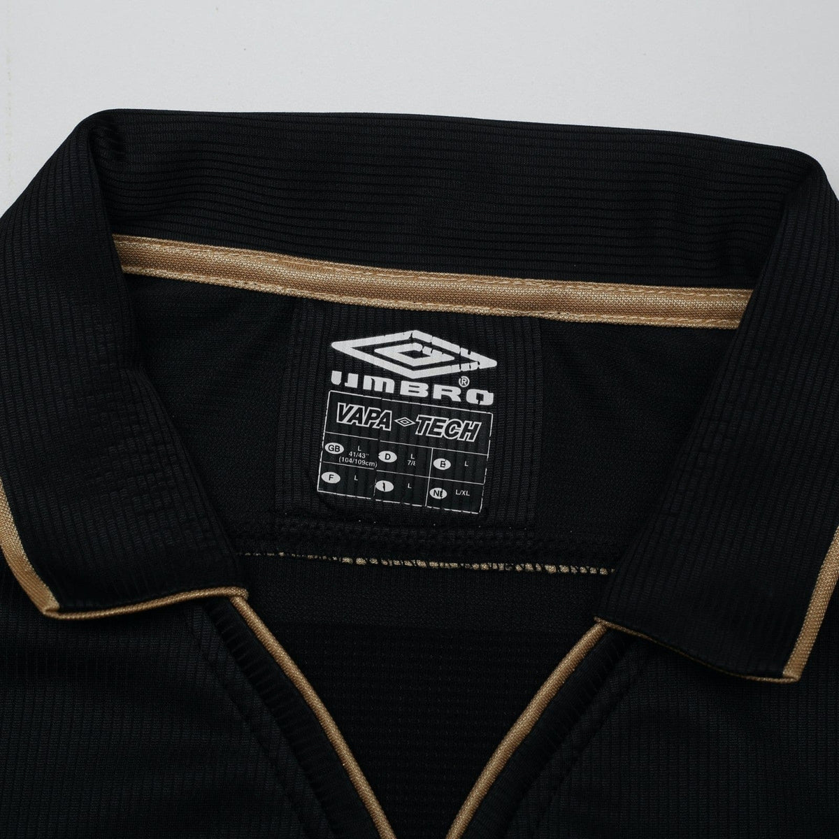 2003/04 Larsson #7 Celtic Vintage Umbro European Away Football Shirt (L)