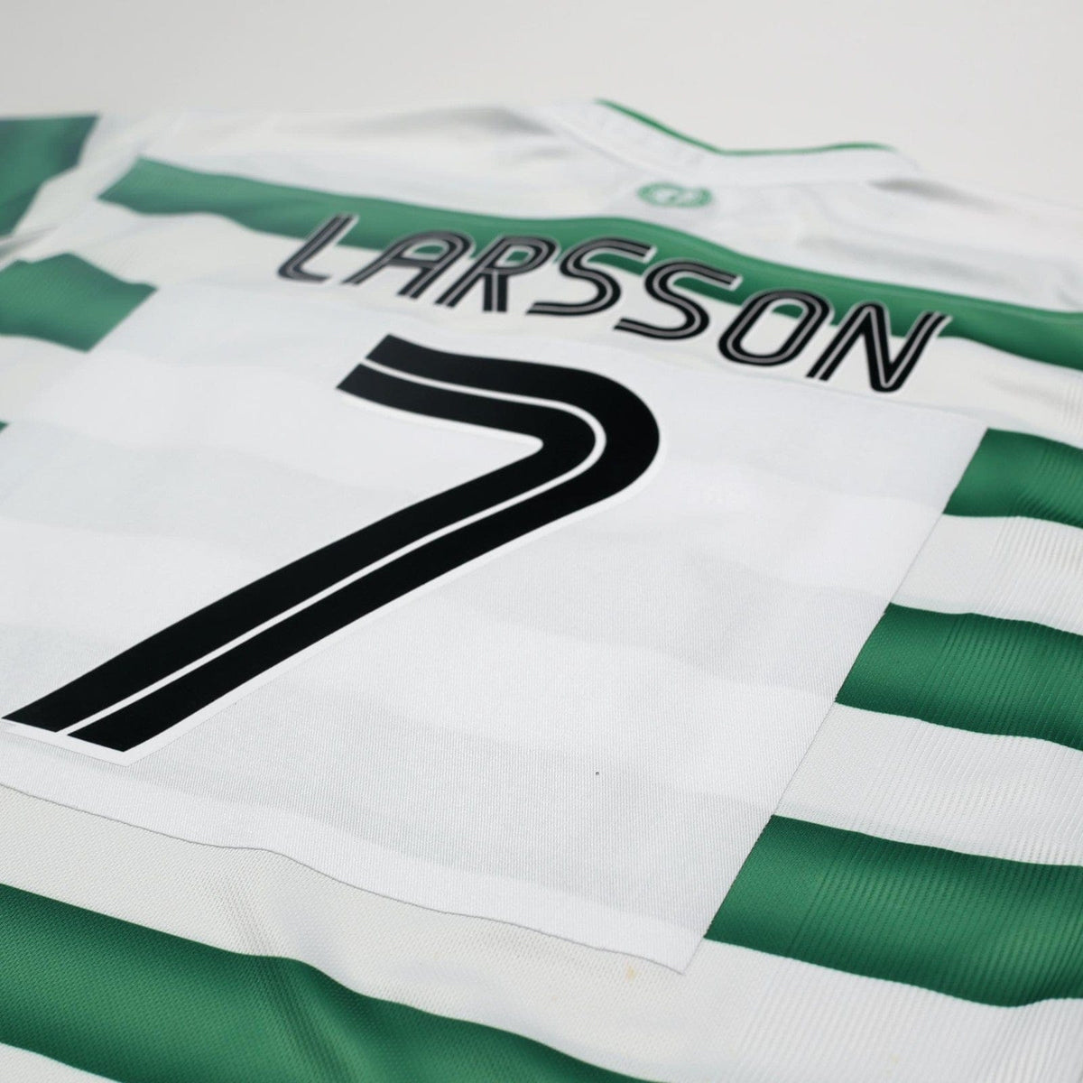 2003/04 Larsson #7 Celtic Vintage Umbro European Home Football Shirt (L)