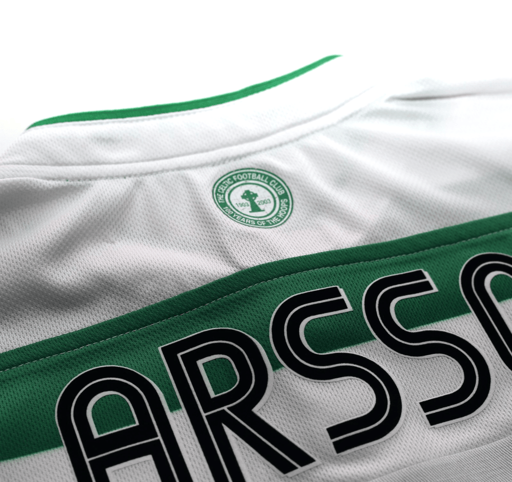 2003/04 LARSSON #7 Celtic Vintage Umbro European Home Football Shirt (S)