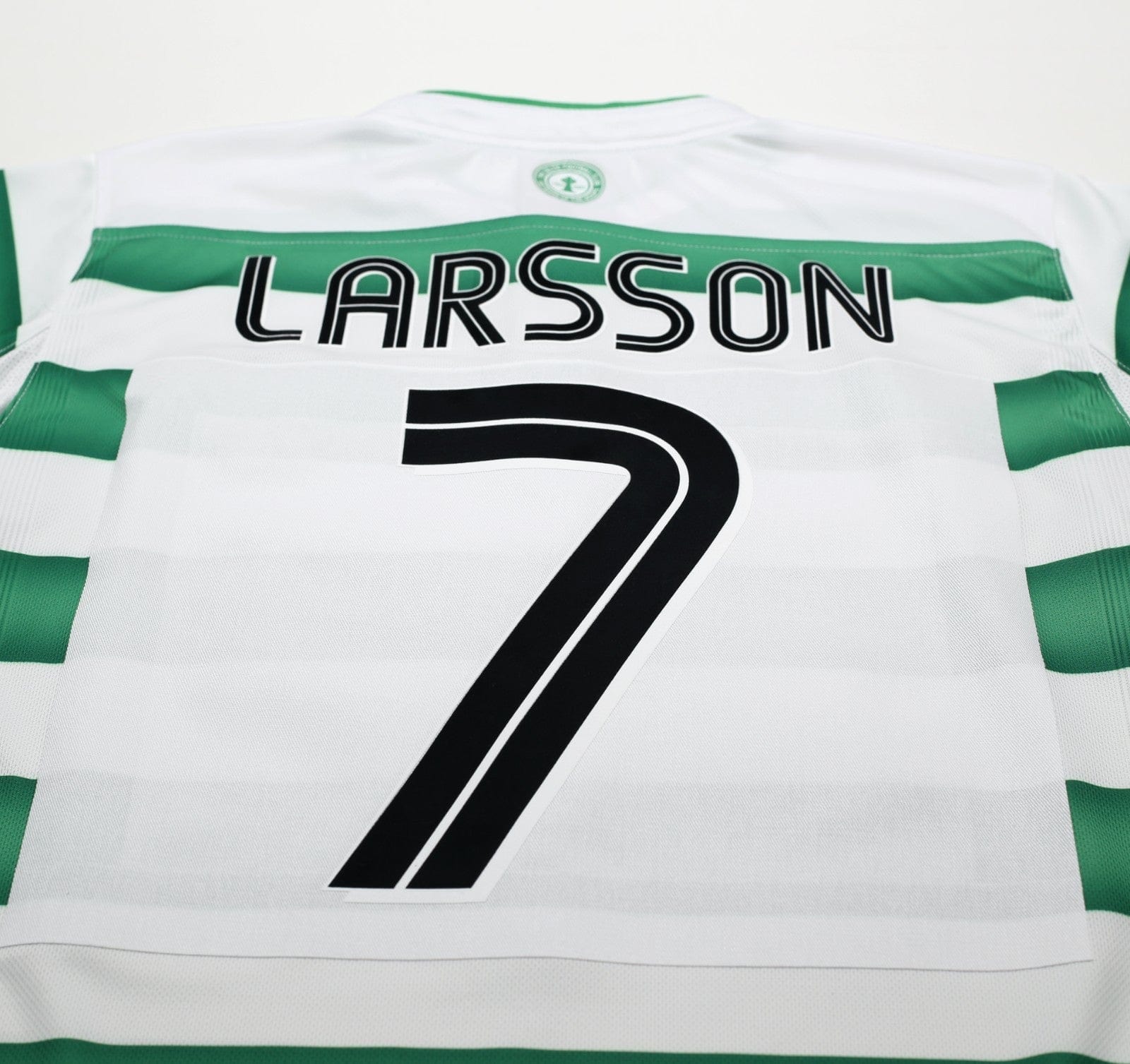 2003/04 LARSSON #7 Celtic Vintage Umbro European Home Football Shirt (S)