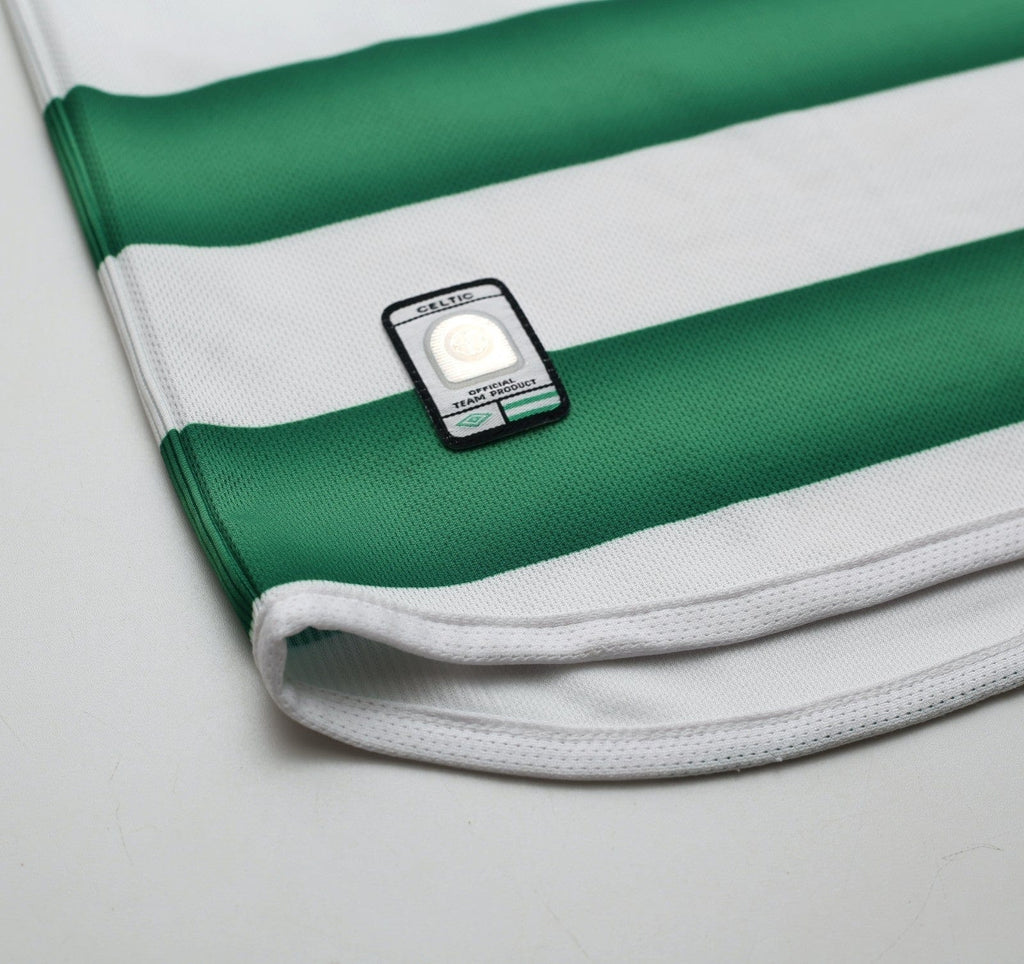 2003/04 LARSSON #7 Celtic Vintage Umbro European Home Football Shirt (S)