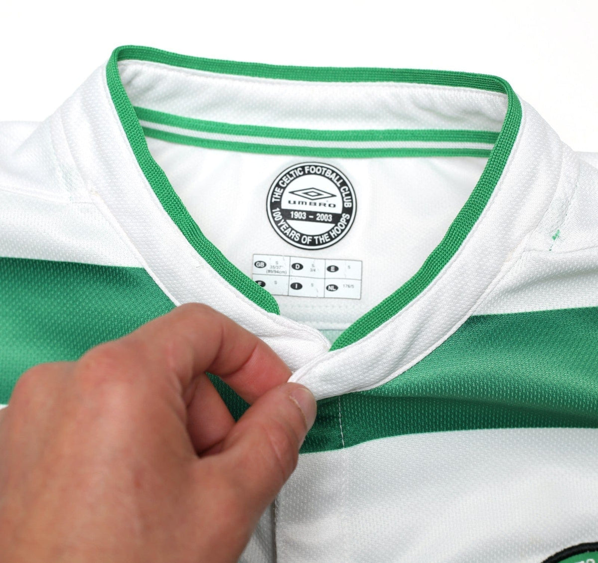 2003/04 LARSSON #7 Celtic Vintage Umbro European Home Football Shirt (S)