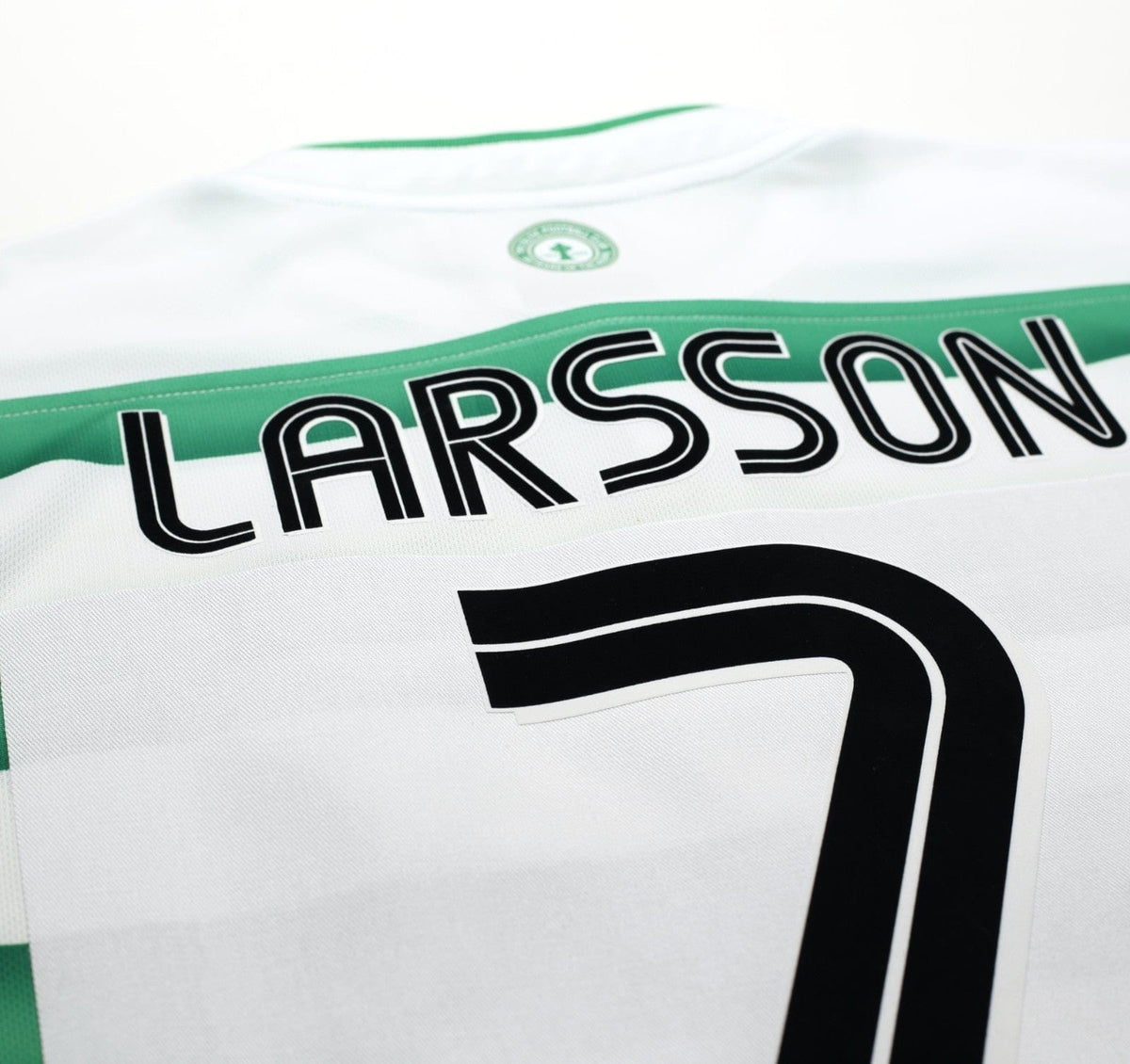 2003/04 LARSSON #7 Celtic Vintage Umbro European Home Football Shirt (XL)