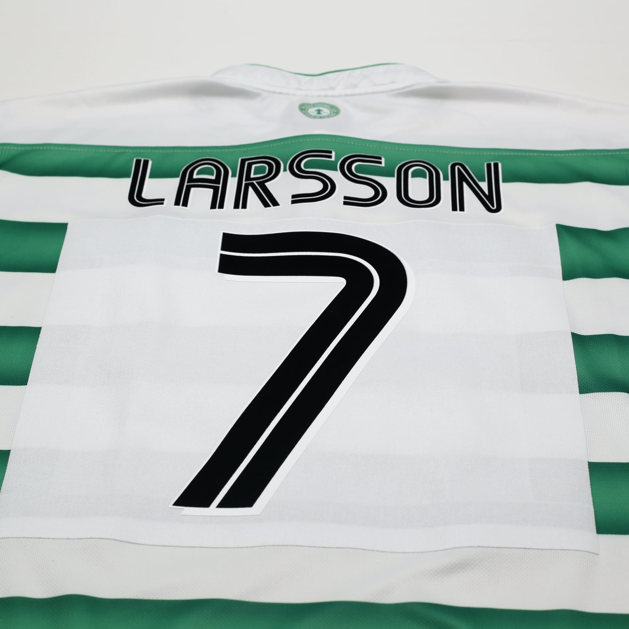 2003/04 Larsson #7 Celtic Vintage Umbro European Home Football Shirt (XL)